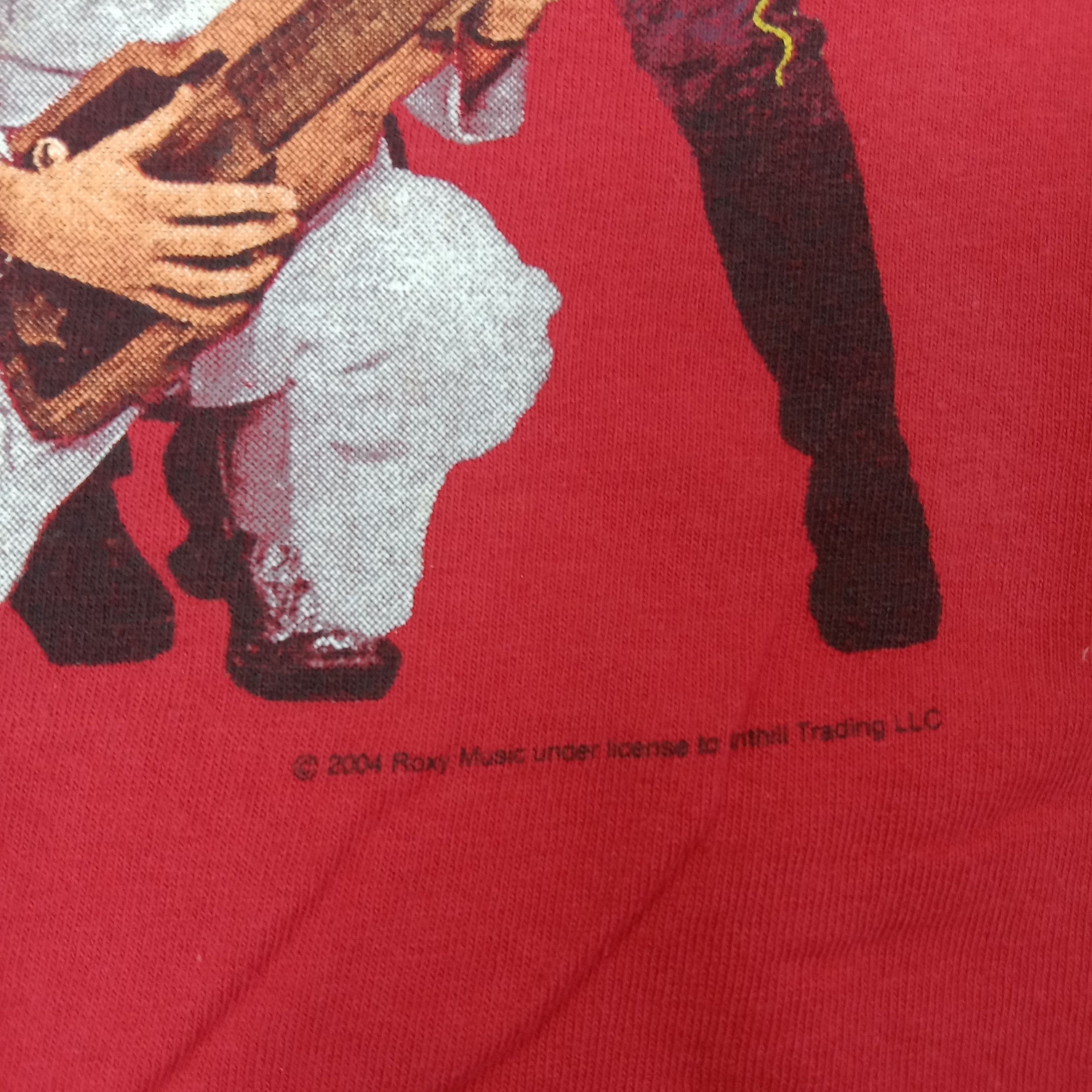 Band Tees Roxy Music American Rock Band 2004 Tshirt C249N20 Size US M / EU 48-50 / 2 - 3 Thumbnail