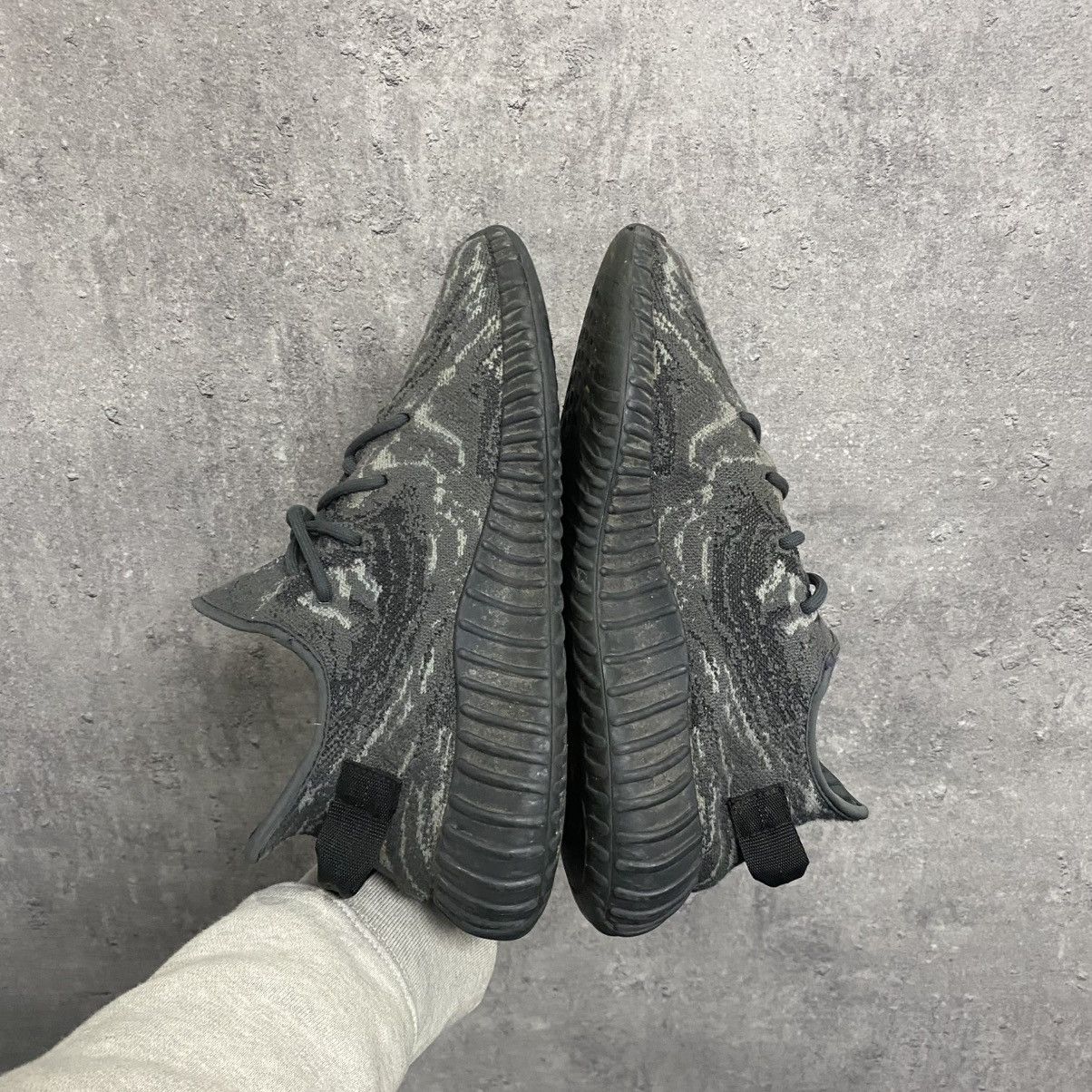 Adidas × Kanye West Adidas Yeezy 350 V2 Mx Dark Salt Size US 10 / EU 43 - 6 Thumbnail