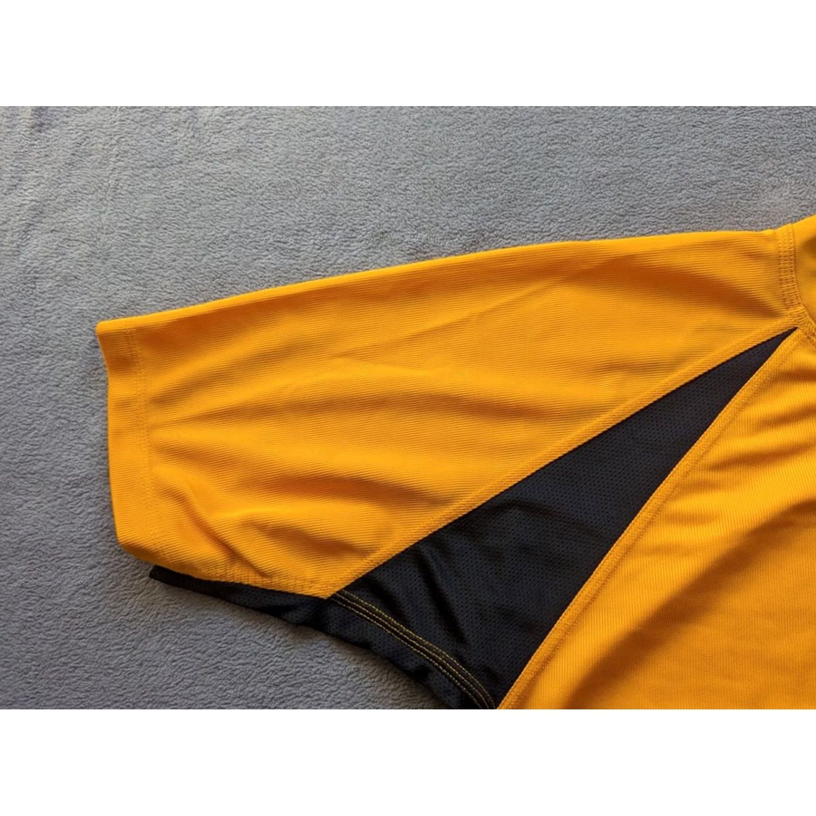 Adidas Vintage Adidas Shirt Mens M Orange 90s Size US M / EU 48-50 / 2 - 6 Thumbnail