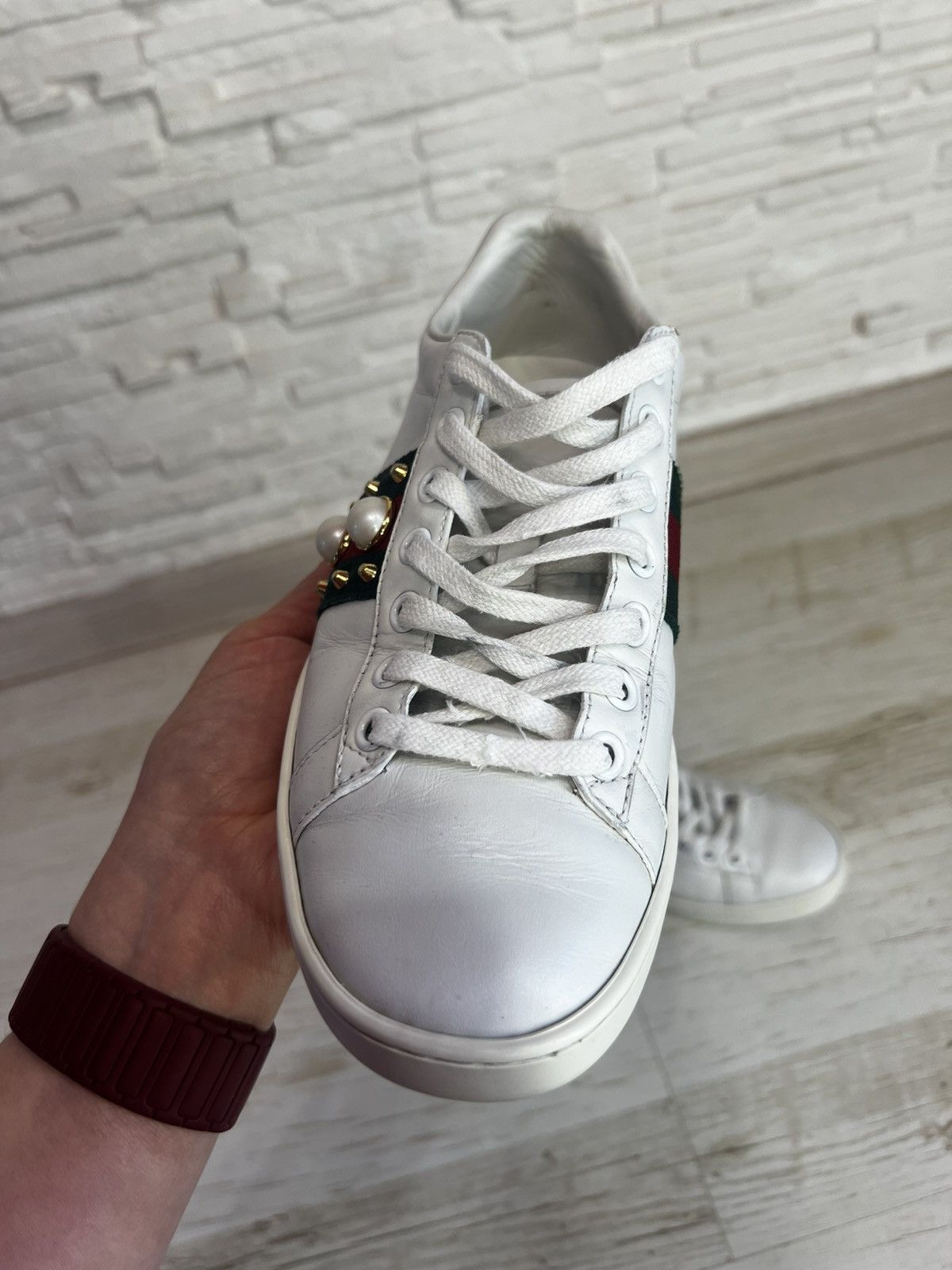 Gucci Gucci Ace Pearl Studded Leather Sneakers Size 35.5 Size US 8 / IT 38 - 9 Thumbnail