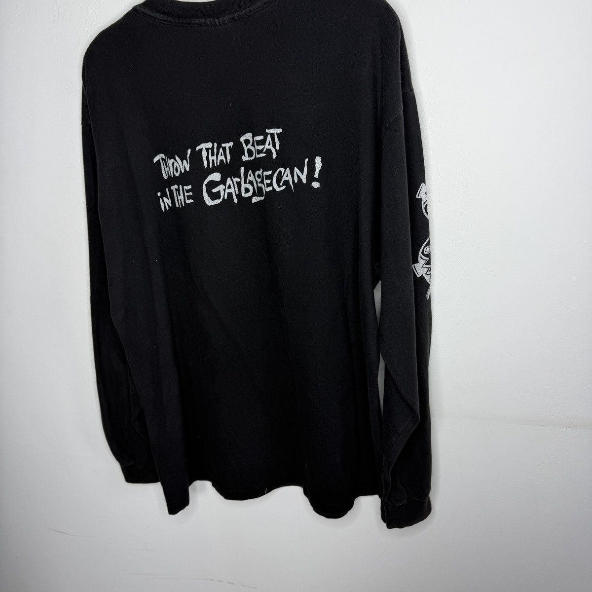 Band Tees Vintage Cool Throw That Beat In The Garbagecan Longsleeve Size US XL / EU 56 / 4 - 8 Thumbnail