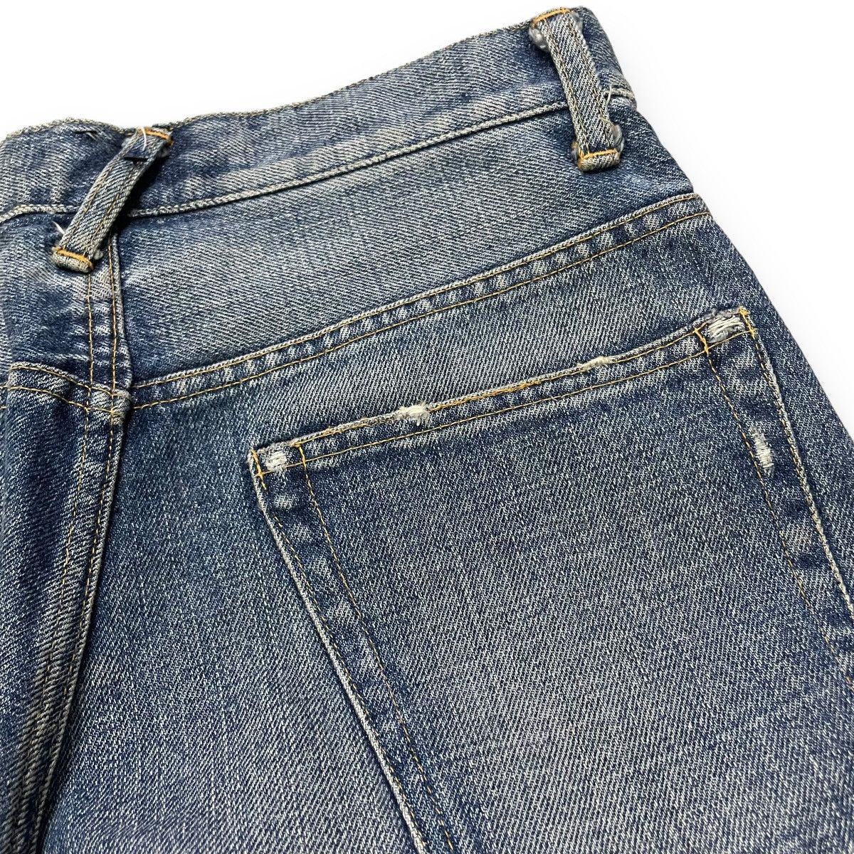 If Six Was Nine × Japanese Brand × Le Grande Bleu (L.G.B.) 🇯🇵 SURF RIDER SPIRAL CUT FLARED DISTRESSED DENIM PANTS Size US 30 / EU 46 - 11 Thumbnail