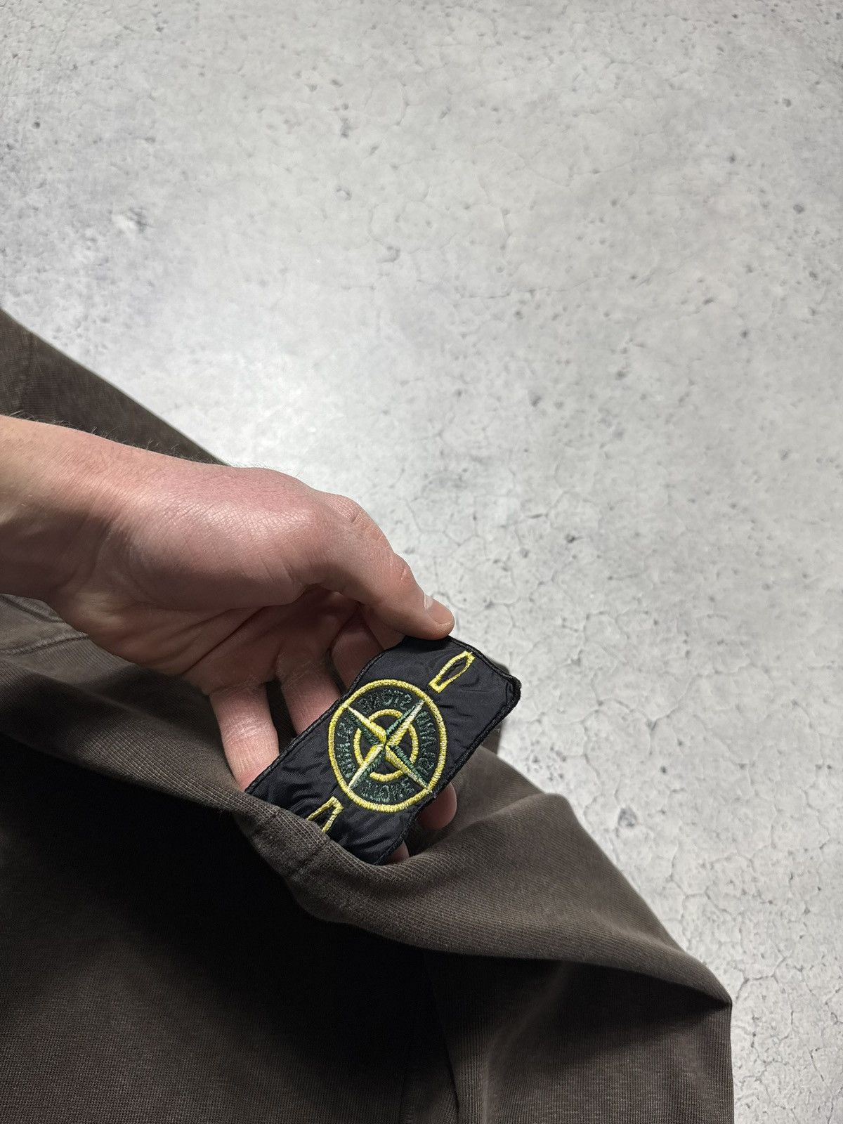 Stone Island Stone Island Brown Luxury Sweatshirt Casual Vintage Size M Size US M / EU 48-50 / 2 - 8 Thumbnail