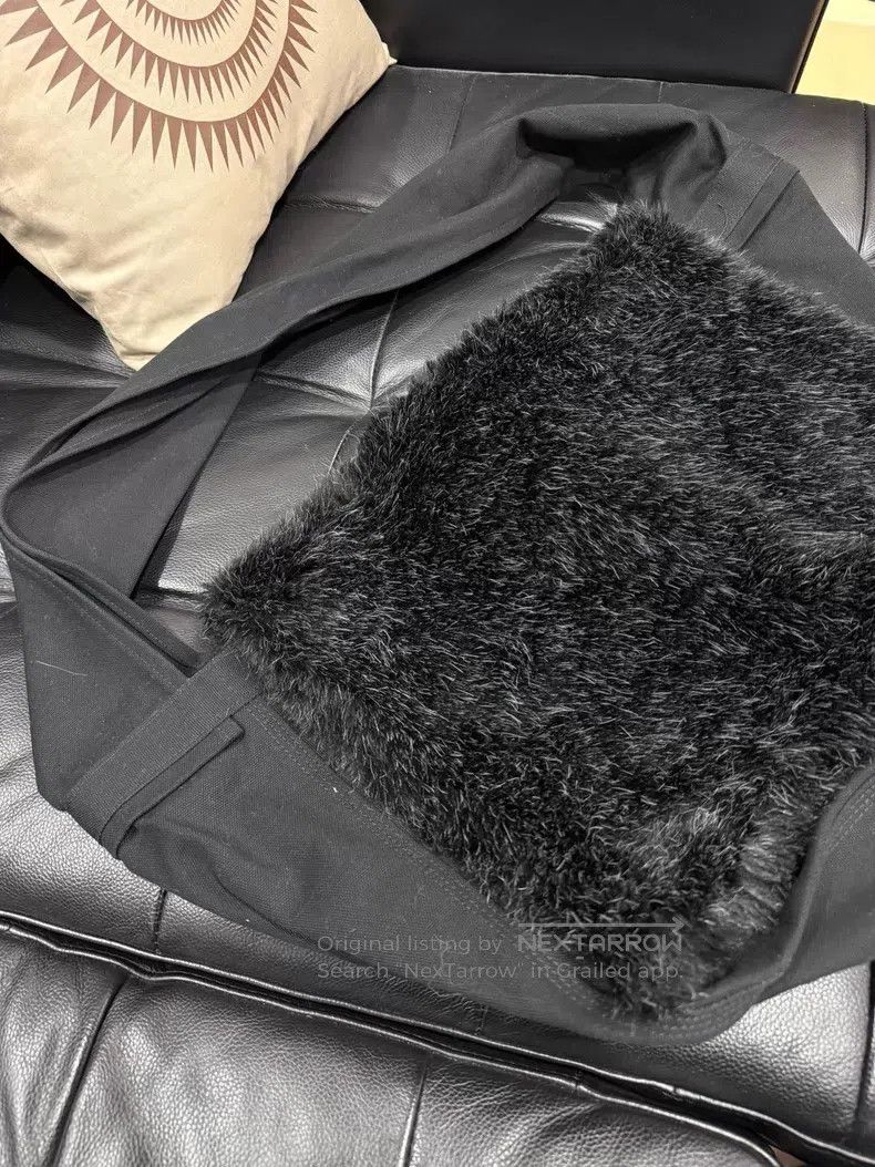 Comme des Garcons Comme Des Garcons Furry Vagabond Bag Size ONE SIZE - 2 Thumbnail