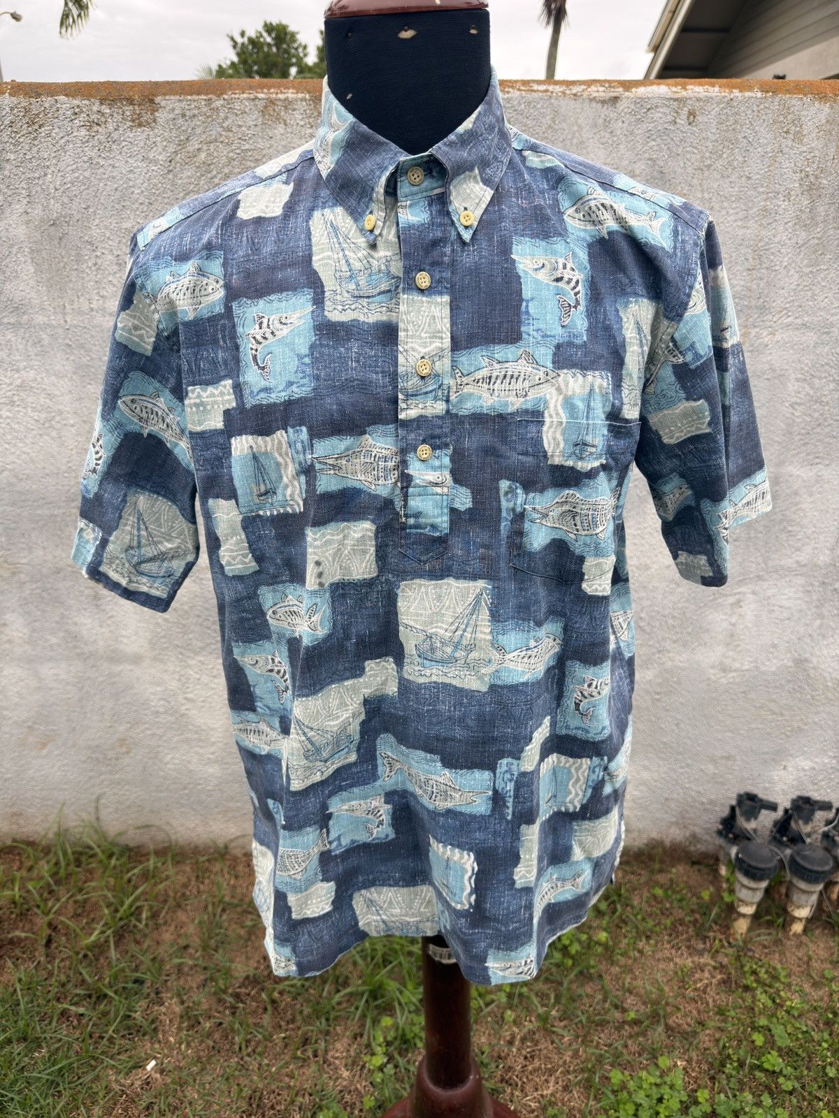 Reyn Spooner PreOwned Reyn Spooner Blue Hawaiian Print 3/4 Button Men's M Size US M / EU 48-50 / 2 - 1 Thumbnail