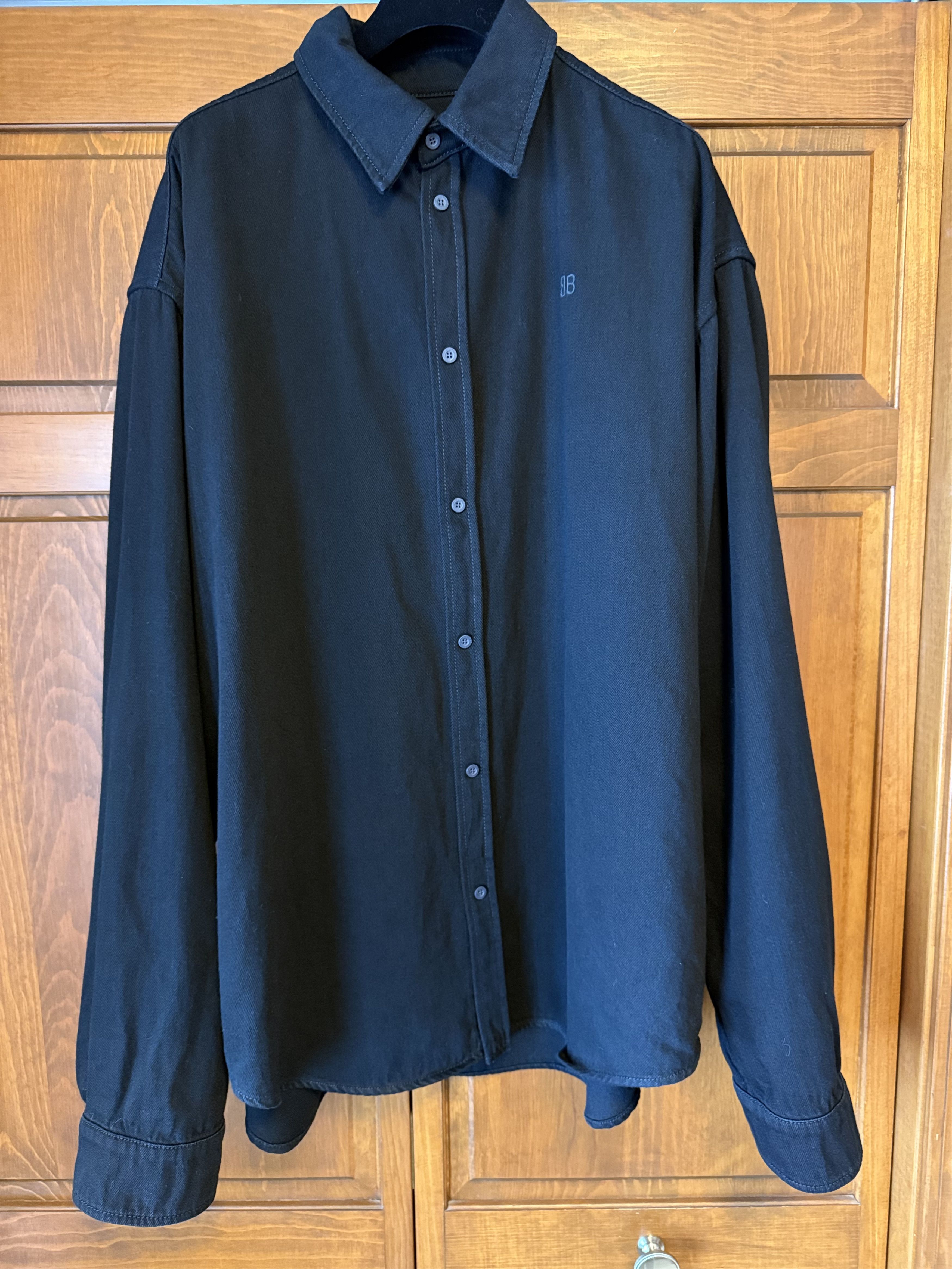 Balenciaga Balenciaga Pitch Black Denim Shirt Size US M / EU 48-50 / 2 - 1 Thumbnail