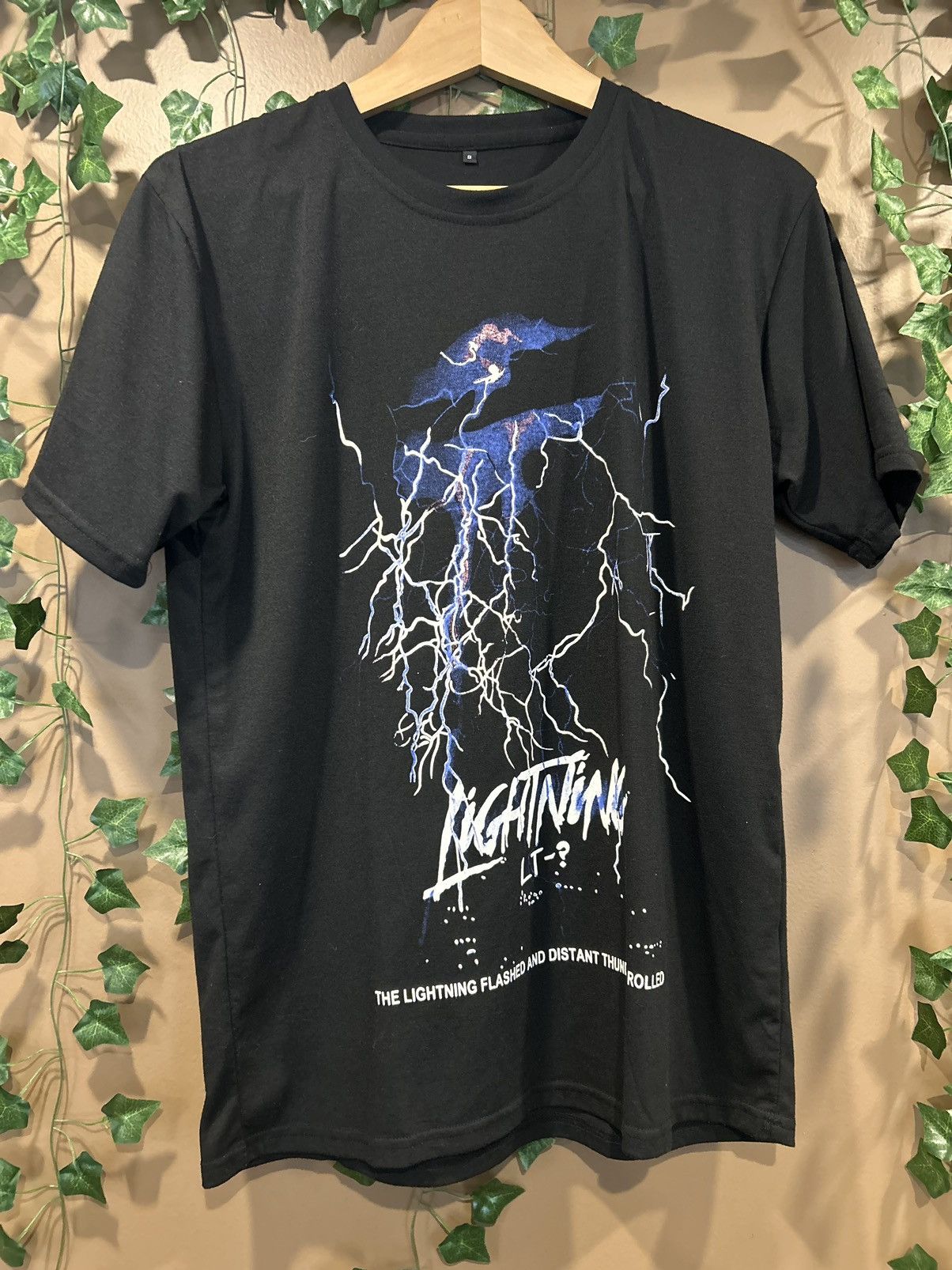 Other Thrifted Vintage Thunder Graphic Tee Size US S / EU 44-46 / 1 - 1 Thumbnail