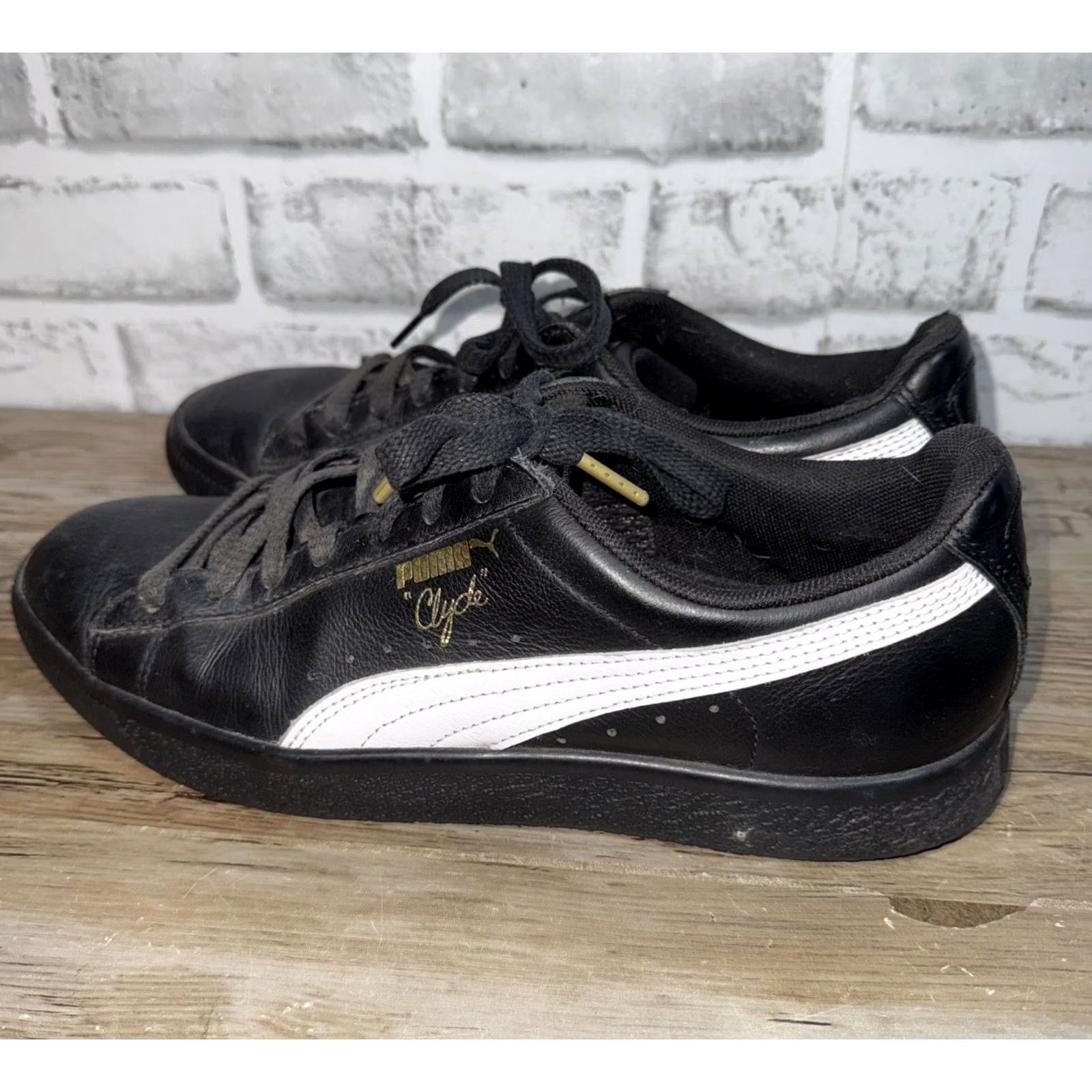 Puma PUMA CLYDE Sneakers Mens 8.5 Leather Black And White Size US 9 / EU 42 - 2 Thumbnail