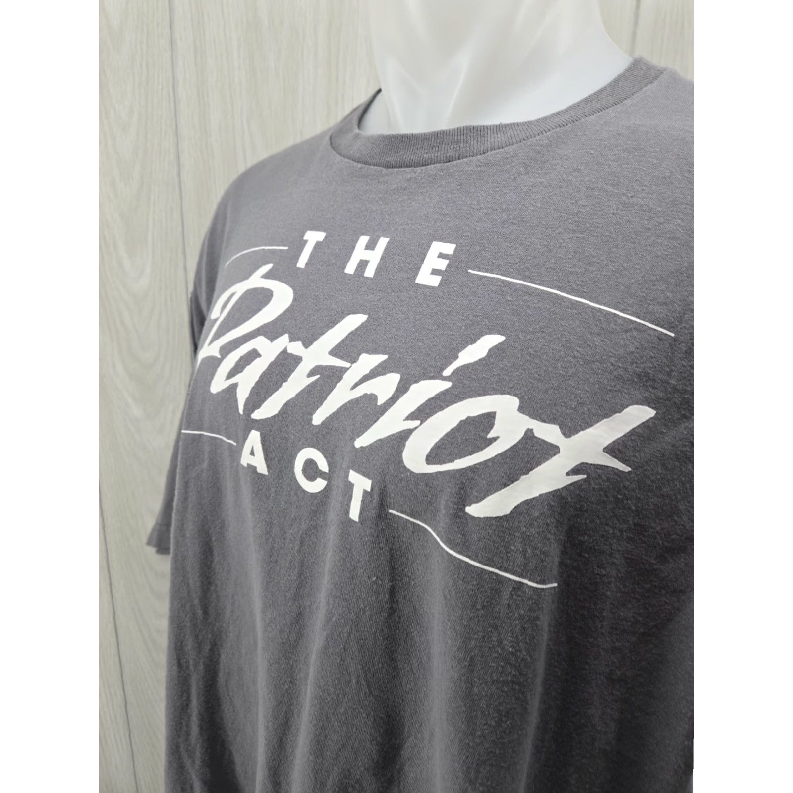 Vintage VINTAGE Bayside The Patriot Act T Shirt Gray 3XL Mens Short Sleeve Crew Neck Graphic Print Size US XXL / EU 58 / 5 - 5 Thumbnail