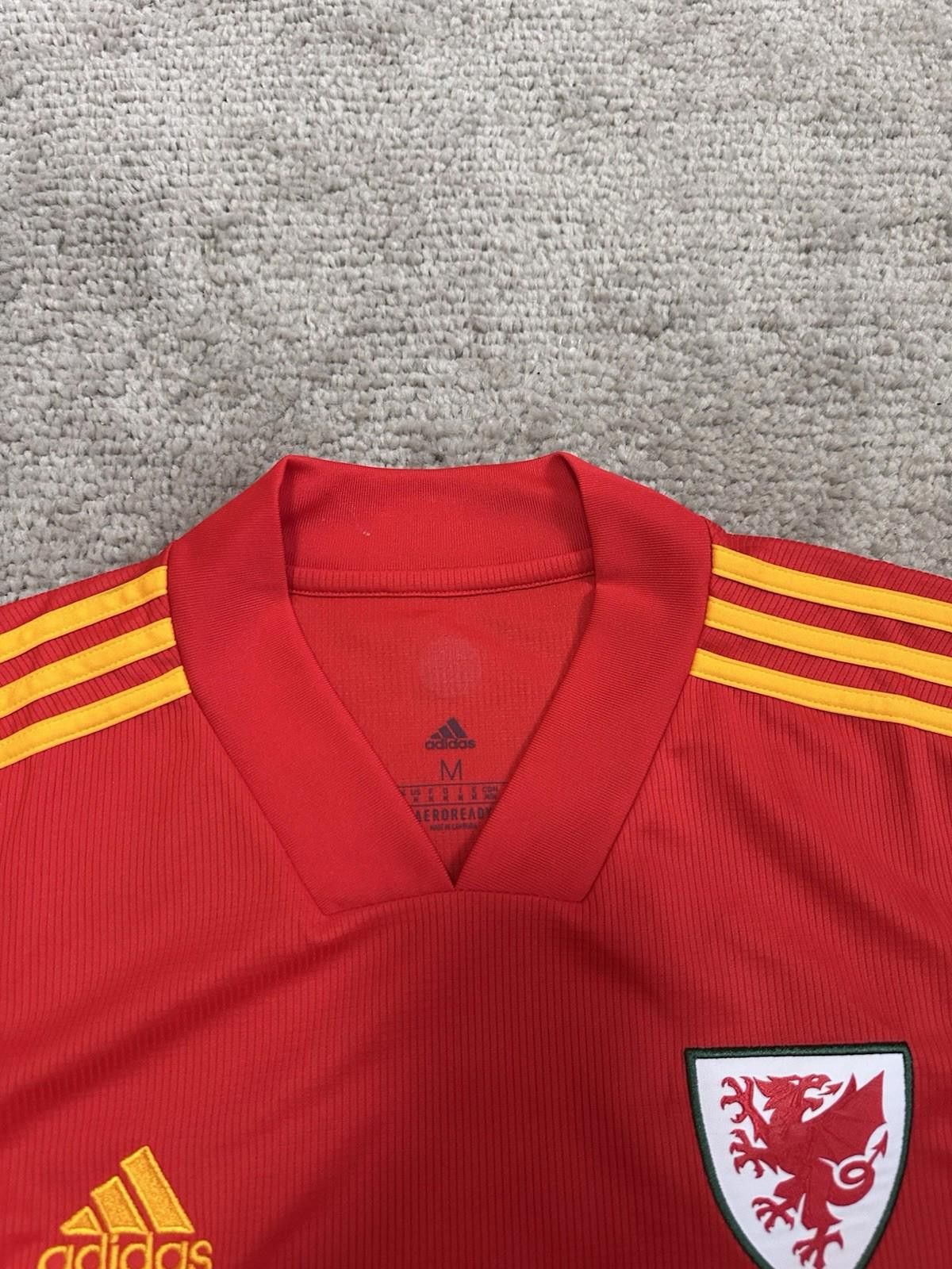 Adidas Adidas Wales 2020/2022 home Football shirt Soccer jersey M Size US M / EU 48-50 / 2 - 4 Thumbnail