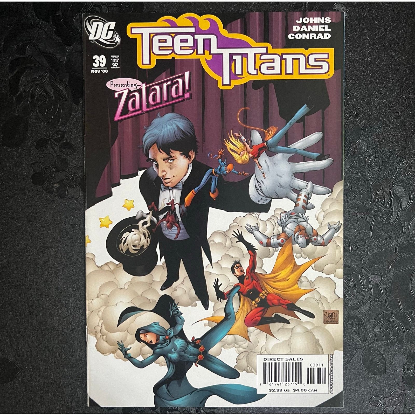 DC Comics Teen Titans # 39 Nov 2006 DC Comics Size ONE SIZE - 1 Thumbnail