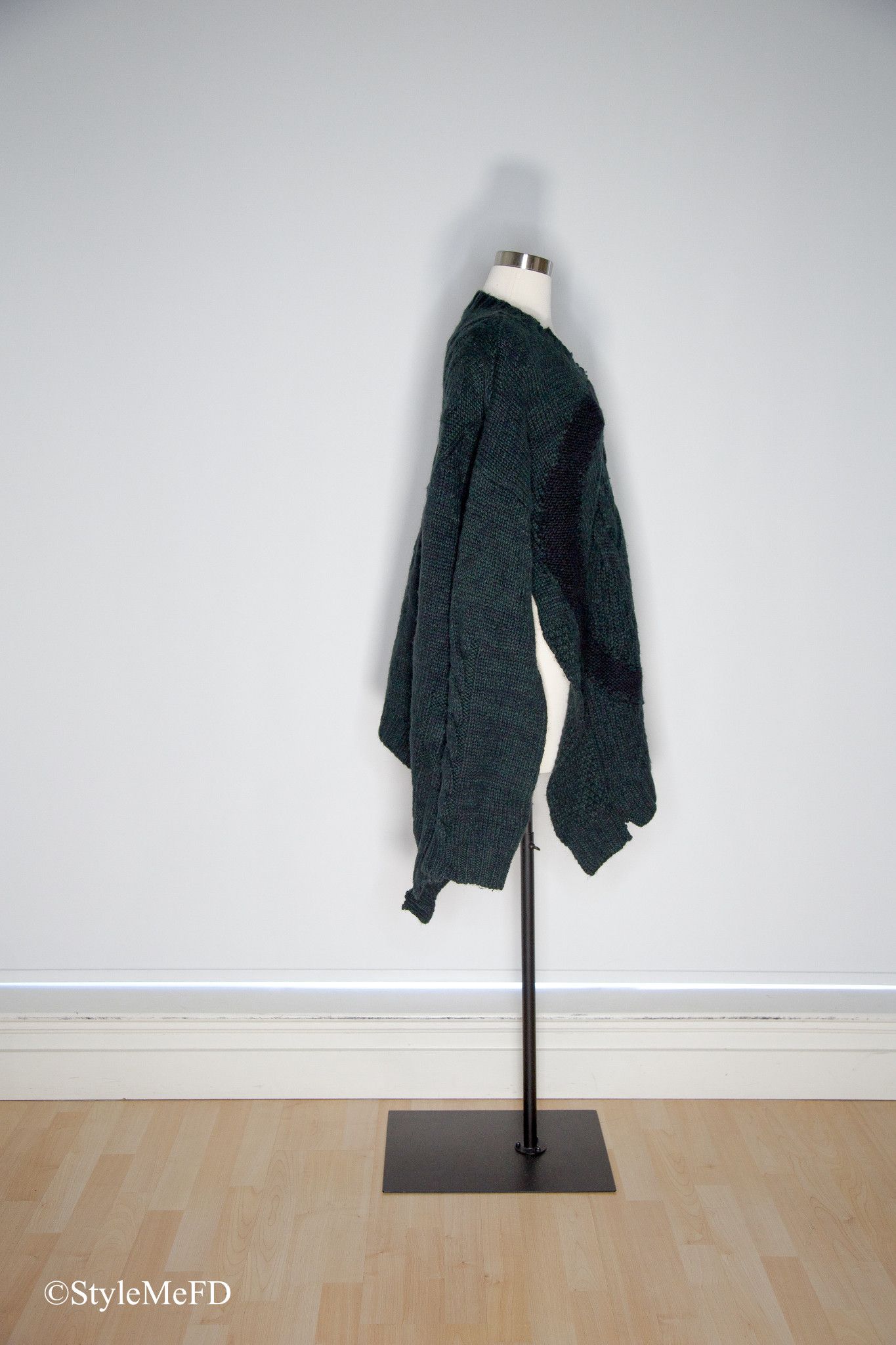Maison Margiela MM6 Margiela Asymmetrical Knit Ouroboros Motif Green Sweater Size XL / US 12-14 / IT 48-50 - 4 Thumbnail