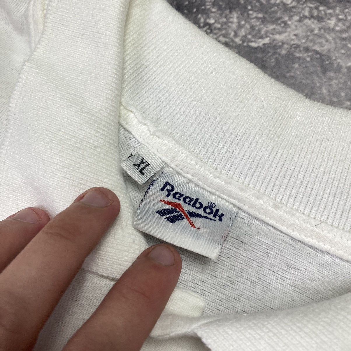 Reebok Vintage Reebok Graphic logo Streetwear y2k 90’s tee Size US XL / EU 56 / 4 - 5 Thumbnail