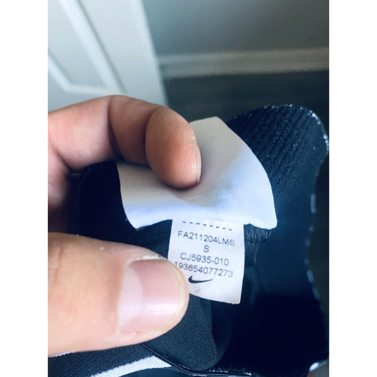 Nike NIKE PRO Dri-FIT Women’s Capri Leggings S Black Capris Womens Size 28" / US 6 / IT 42 - 3 Thumbnail