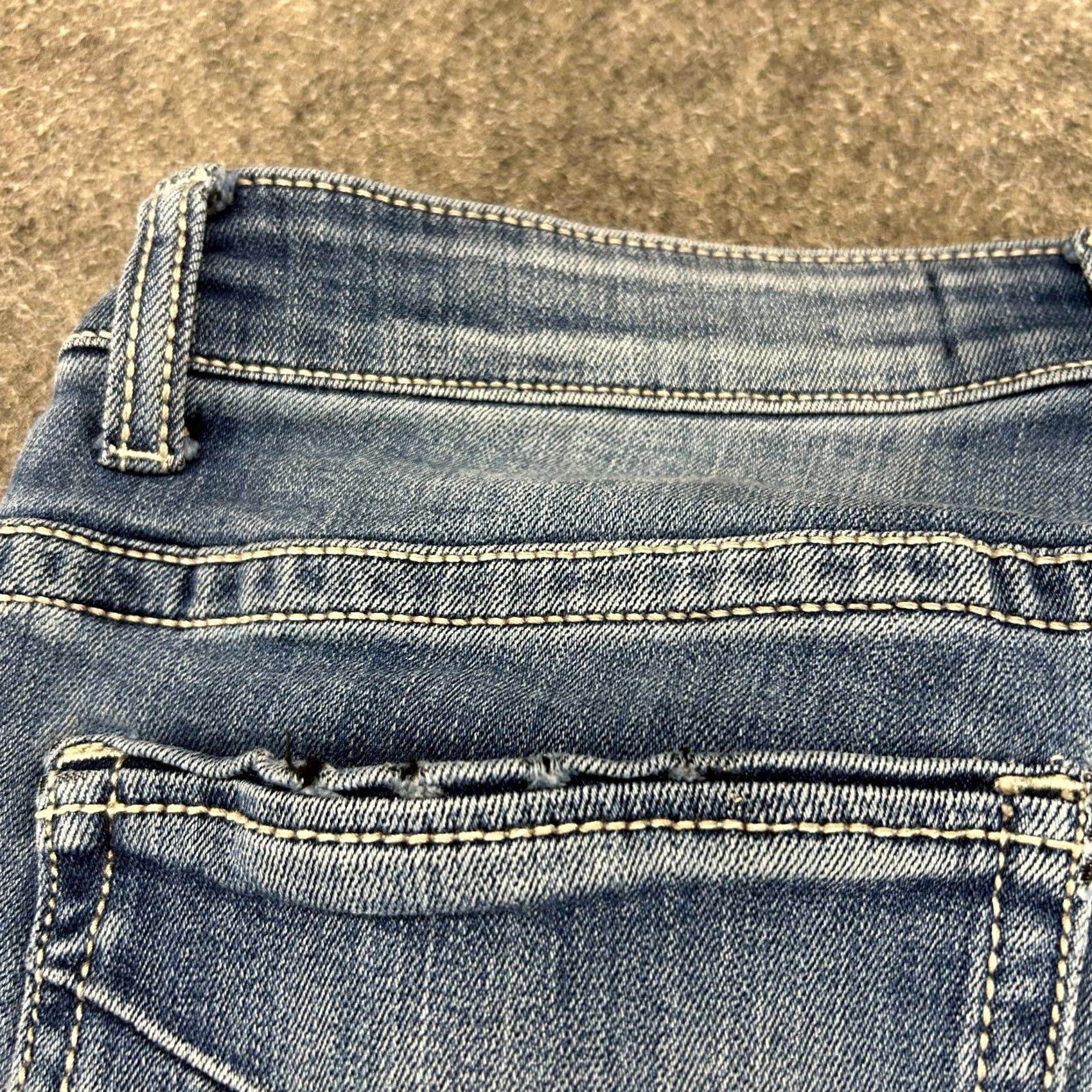 Vintage BKE Payton Jeans Women 27x31.5 Blue Skinny Mid Rise Regular Denim 5-Pocket Distressed Logo Buckle Bke Jeans Size 27" / US 4 / IT 40 - 4 Thumbnail