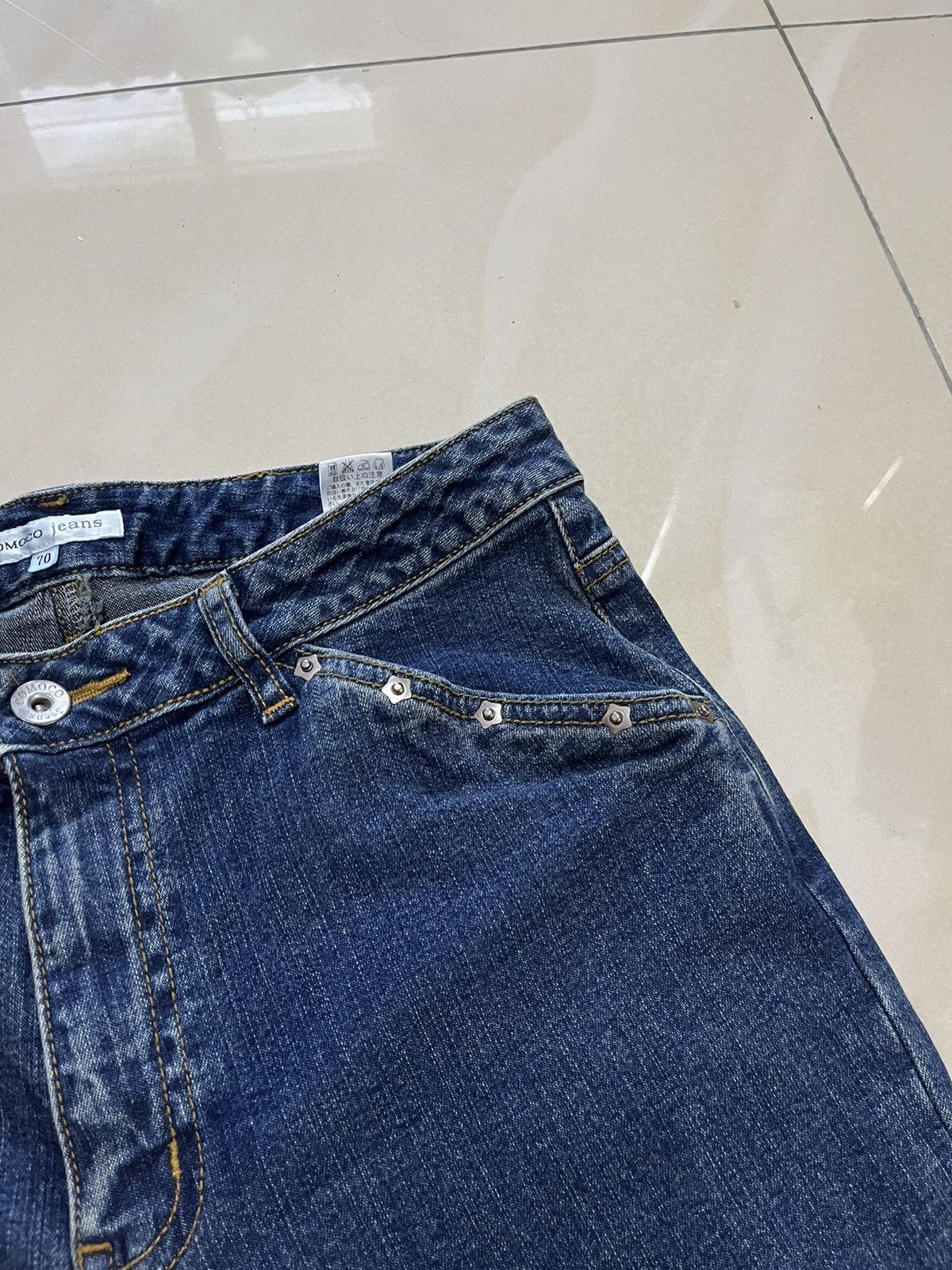 Tornado Mart Flare Jeans comoco Iron star bead wideleg Size US 29 - 8 Thumbnail