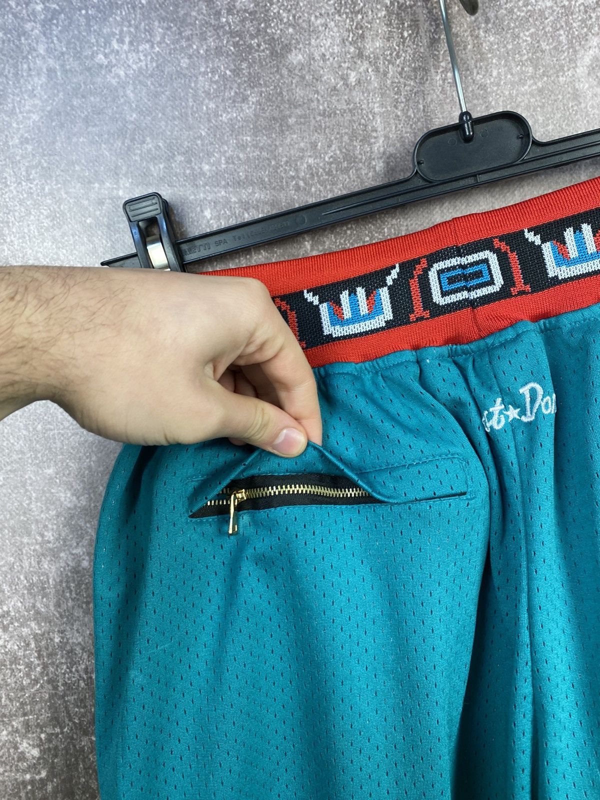Just Don × Mitchell & Ness Just Don Vancouver Grizzles Shorts Size US 32 / EU 48 - 9 Thumbnail