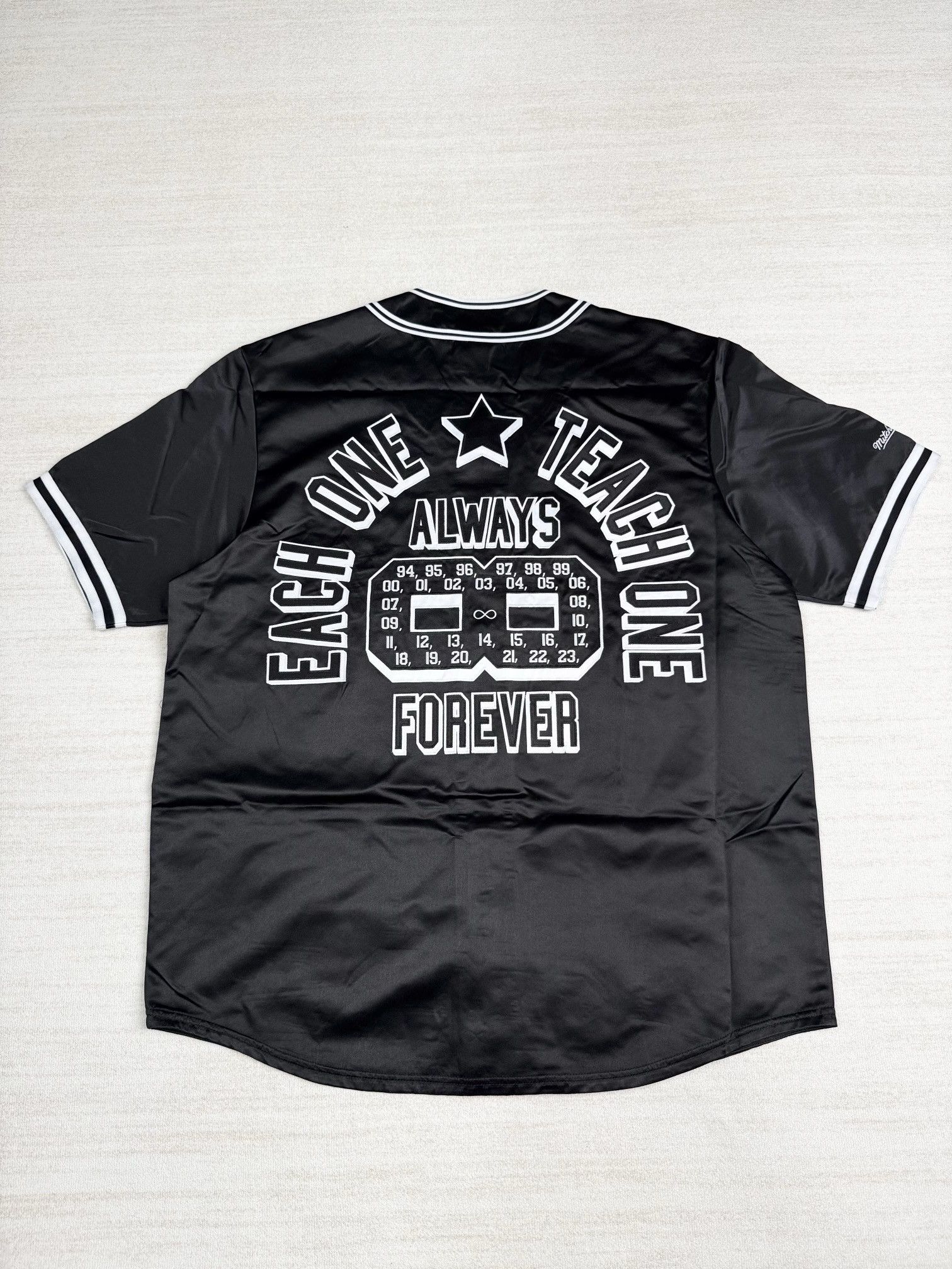 Mitchell & Ness × Supreme Satin baseball jersey Size US L / EU 52-54 / 3 - 1 Thumbnail