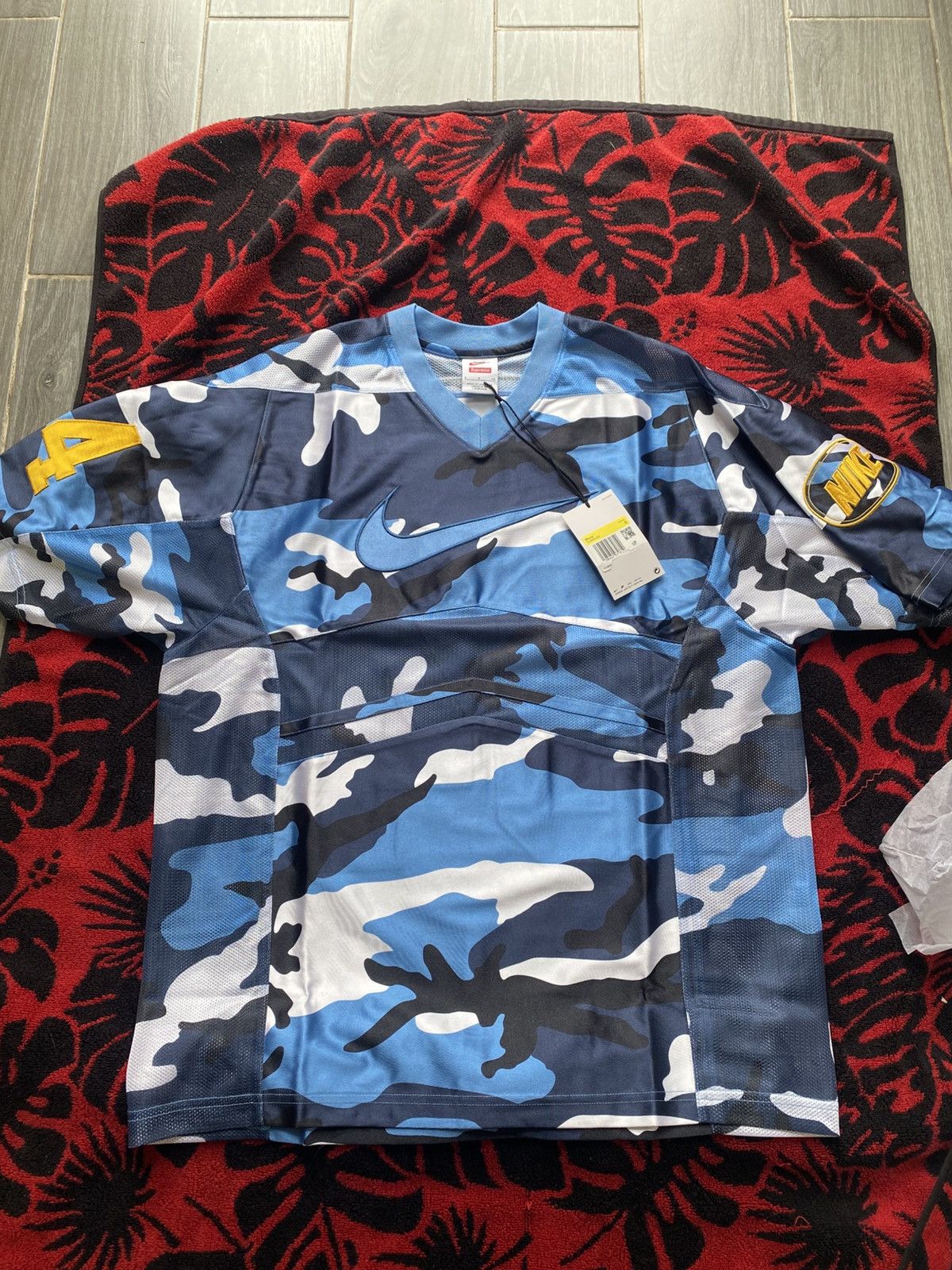 Palace Palace P-Breezy Jacket Breezy Flower Print Medium | Grailed