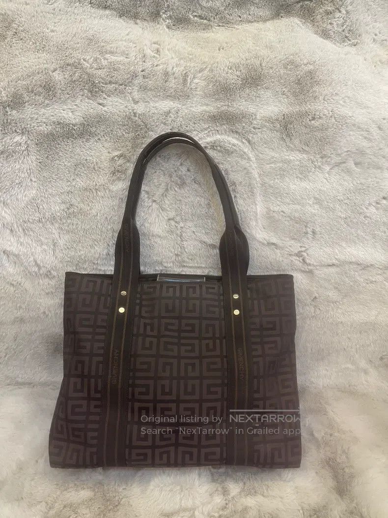Givenchy Givenchy Bag / crossbody bag / handbag Size ONE SIZE - 1 Thumbnail