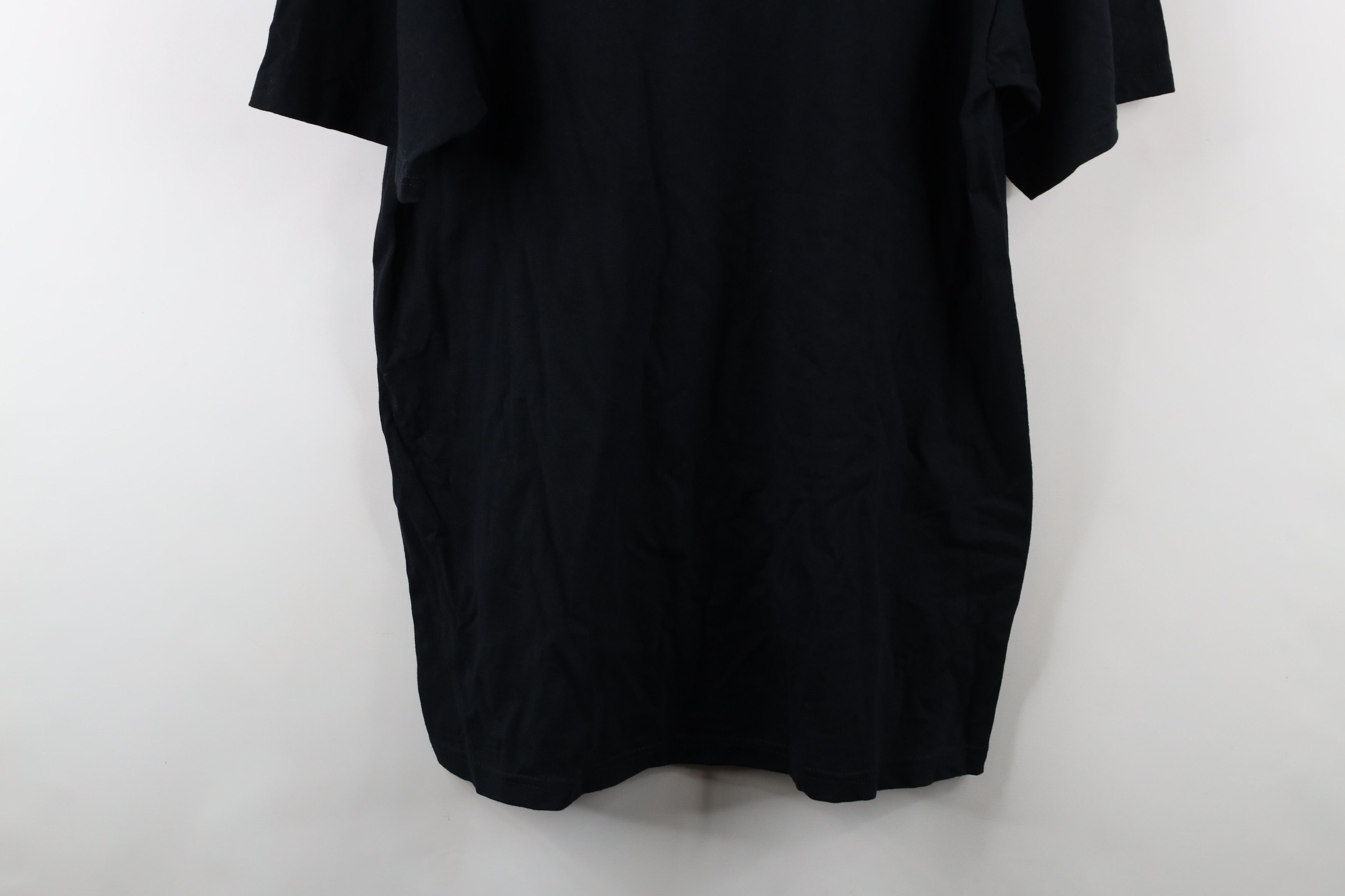 Vintage Deadstock Vintage Y2K 2005 Graceland Band T-Shirt Black Size US L / EU 52-54 / 3 - 13 Thumbnail