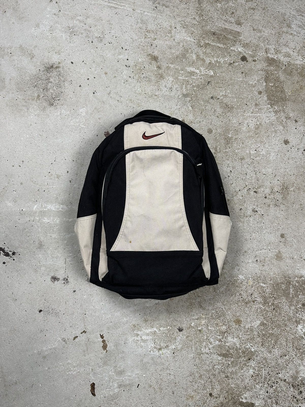 Nike ‼️ Vintage y2k Nike Beige Backpack Bag Swoosh Size ONE SIZE - 1 Thumbnail