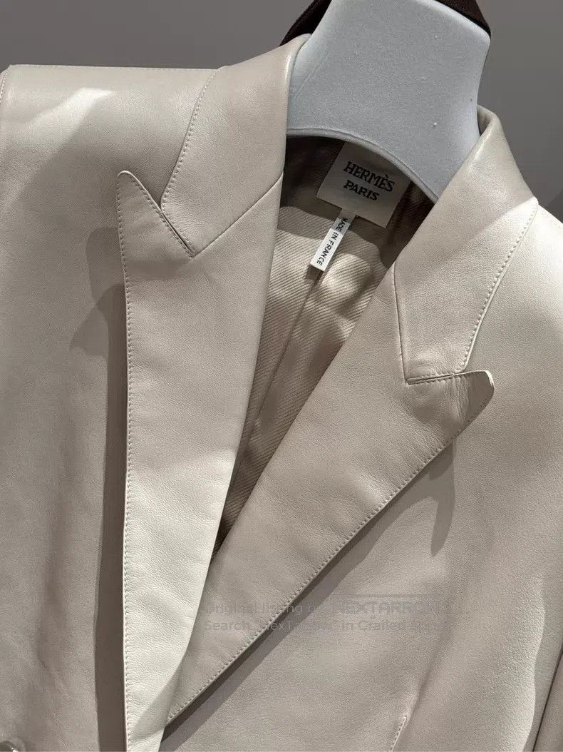 Hermes Hermes Glacier White Apricot Color Lamb Leather Jacket and Size XS / US 0-2 / IT 36-38 - 4 Thumbnail