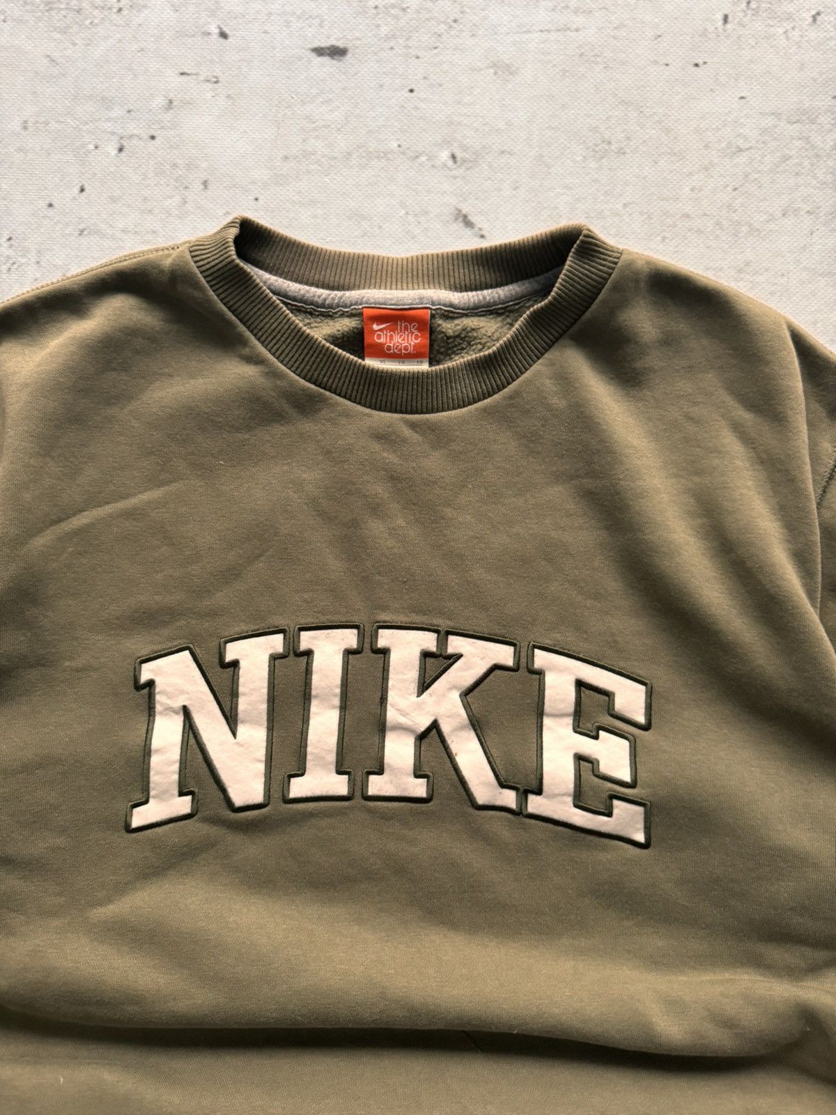 Nike × Vintage NIKE VINTAGE CENTER LOGO OVERSIZE BOXY SWEATSHIRT Size US XL / EU 56 / 4 - 4 Thumbnail