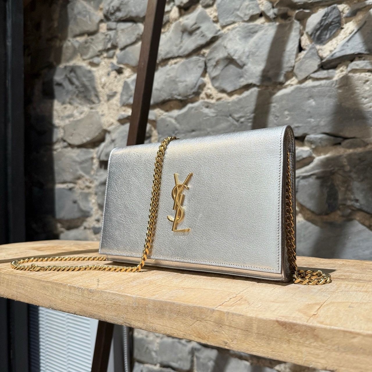 Saint Laurent Paris Saint Laurent Silver Metallic Kate Monogram On Chain Clutch Size ONE SIZE - 18 Thumbnail