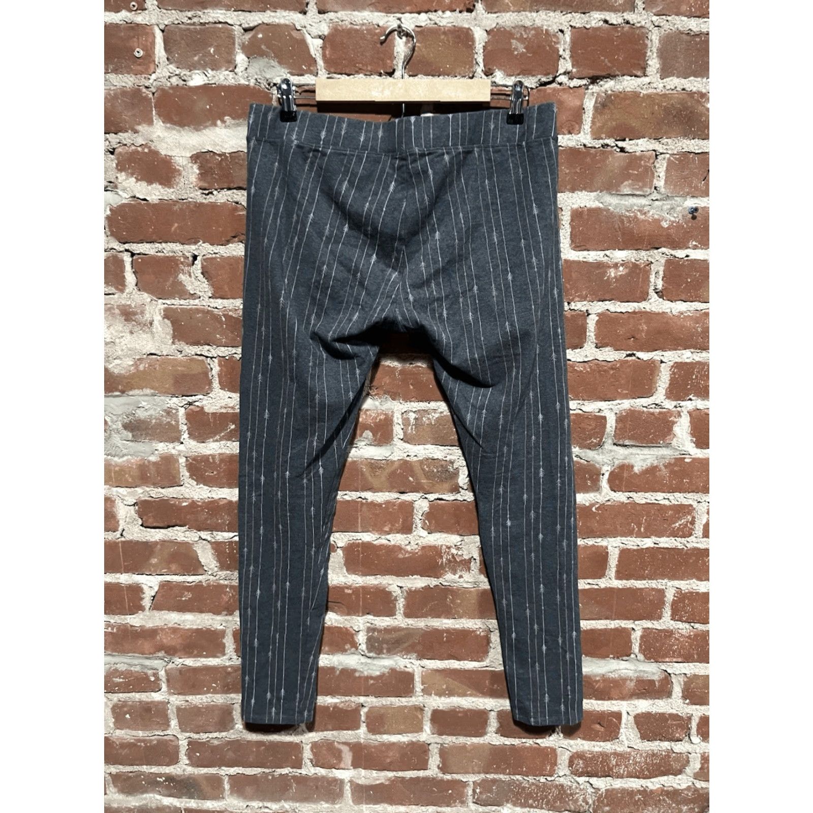 Vintage Pact Womens Gray Cropped Pants Size XL • Pants • Women • XL • Gray • Cropped • Pact Size 40" / US 18 - 2 Thumbnail