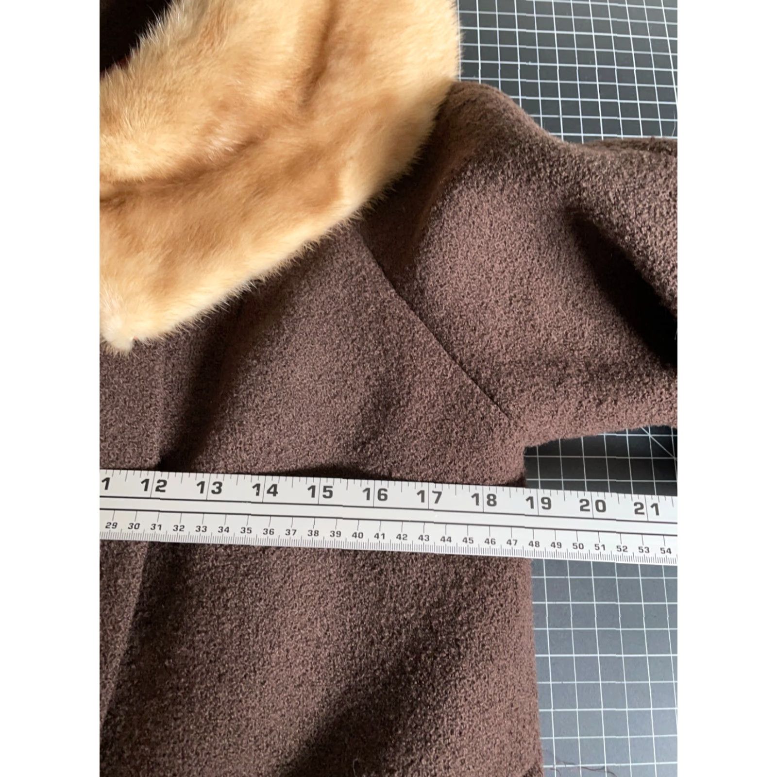 Vintage VINTAGE Bickler Forstmann Wool Coat Women's Small Overcoat 60s Brown Fur Collar Classic Retro Lined Pockets Swing Coat - Casual Womens Small Brown Size S / US 4 / IT 40 - 5 Thumbnail