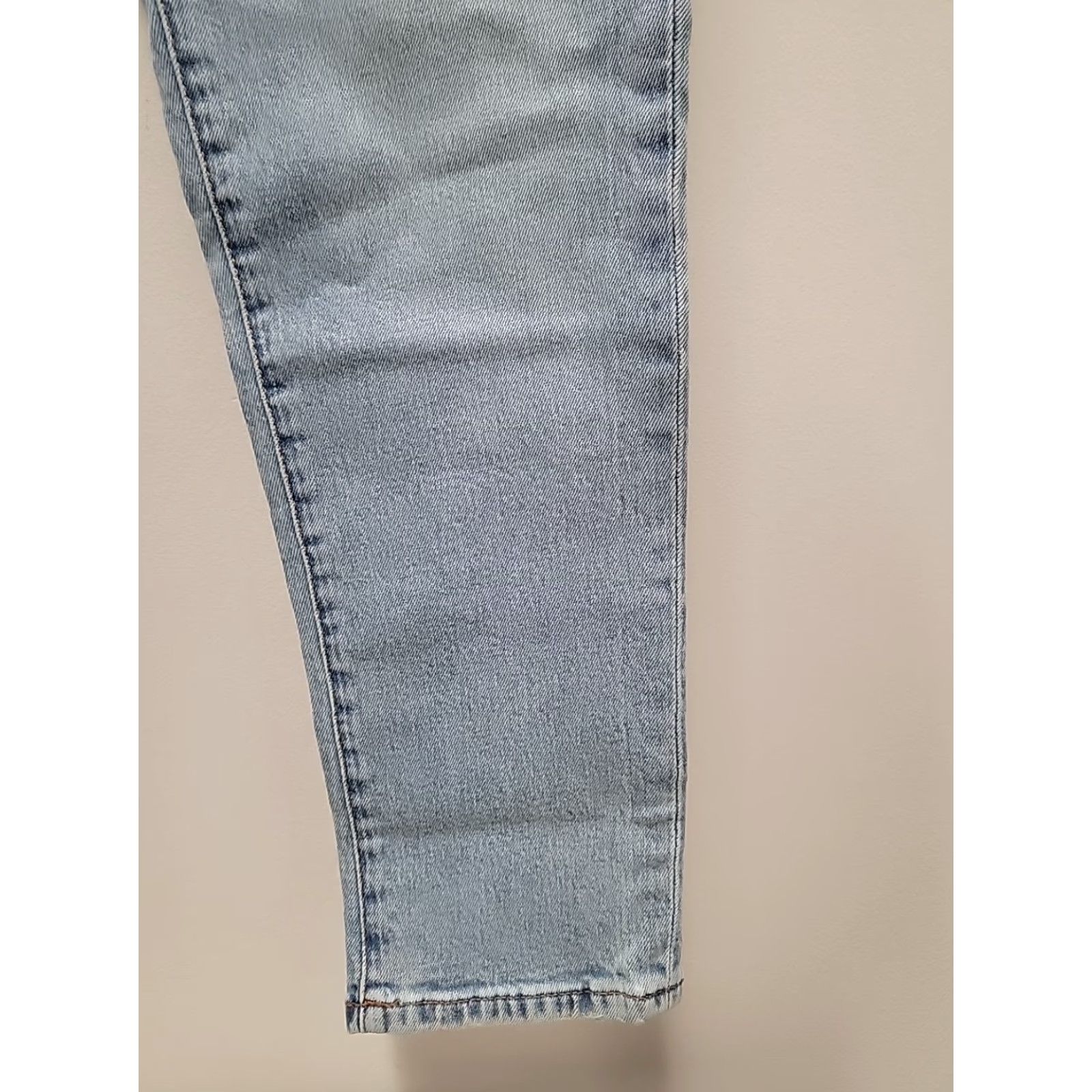 Hugo Boss NWT HUGO BOSS Jeans 29x32 Regular Fit 5-Pocket Denim Blue Mens Regular Fit Stretch 934 Size 29x32 Size US 29 - 7 Thumbnail
