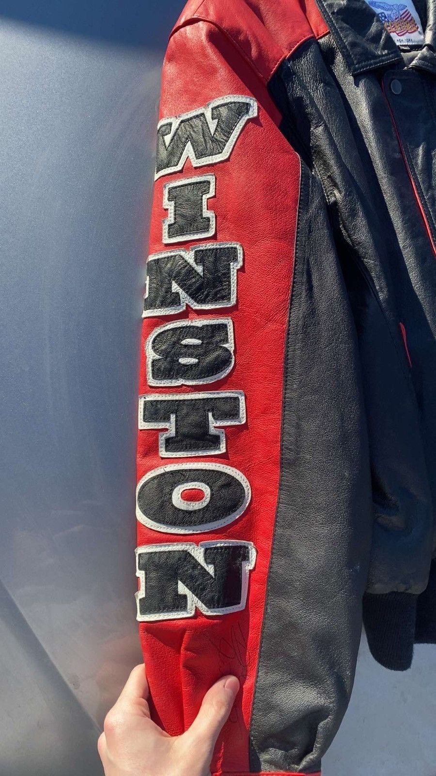 Excelled 1994 Winston cup series leather jacket with 5 autographs Size US L / EU 52-54 / 3 - 3 Thumbnail