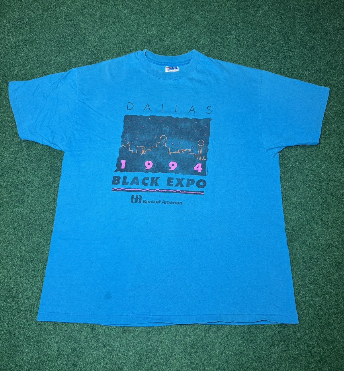 Hanes × Vintage Vtg 90s Dallas Black Expo Bank Of America Hip Hop T Shirt Size US XL / EU 56 / 4 - 1 Thumbnail