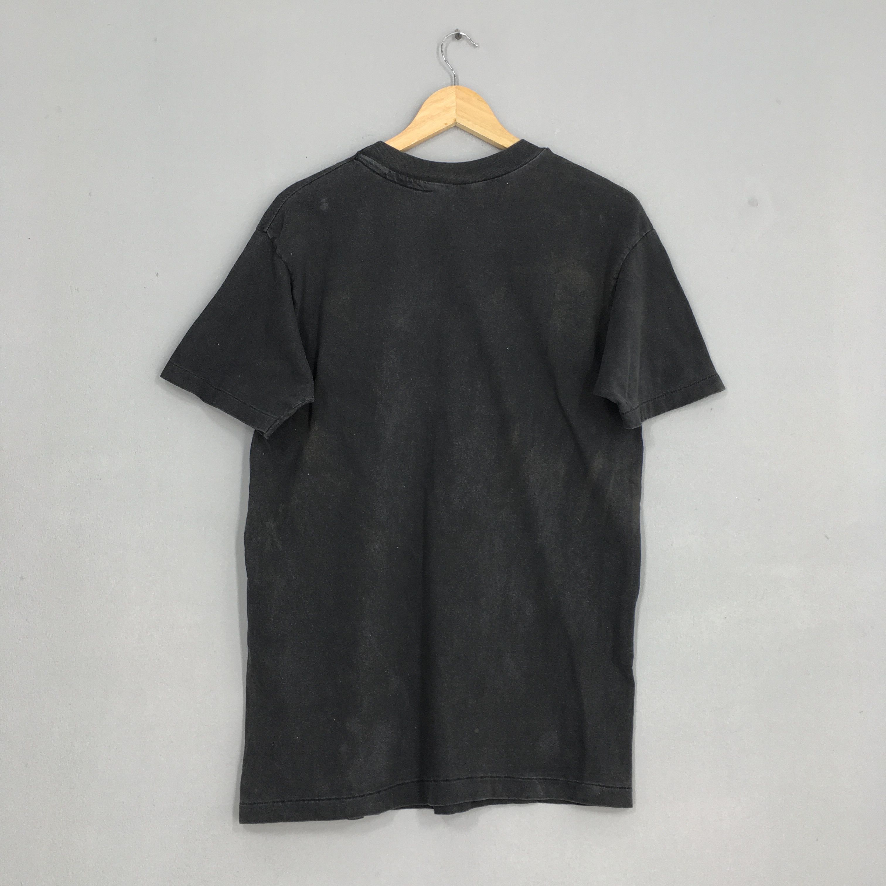 Universal Studios × Vintage Universal Studios Hollywood Jurassic World King Kong Tshirt Size US M / EU 48-50 / 2 - 6 Thumbnail