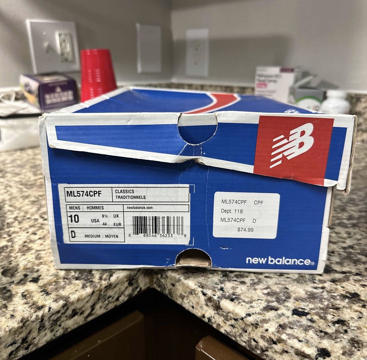 New Balance New balance 574 grey/green Size US 10 / EU 43 - 4 Thumbnail