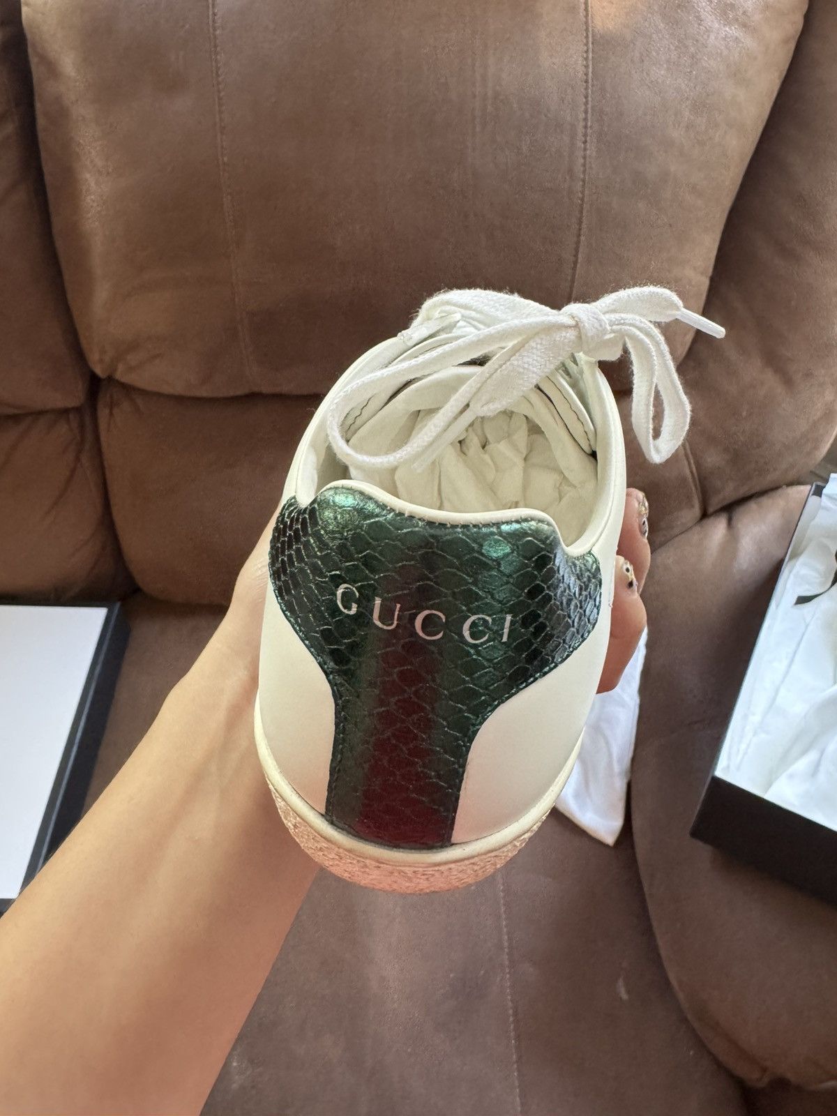 Gucci Women’s Gucci Ace Sneaker with bee Size US 7.5 / IT 37.5 - 7 Thumbnail