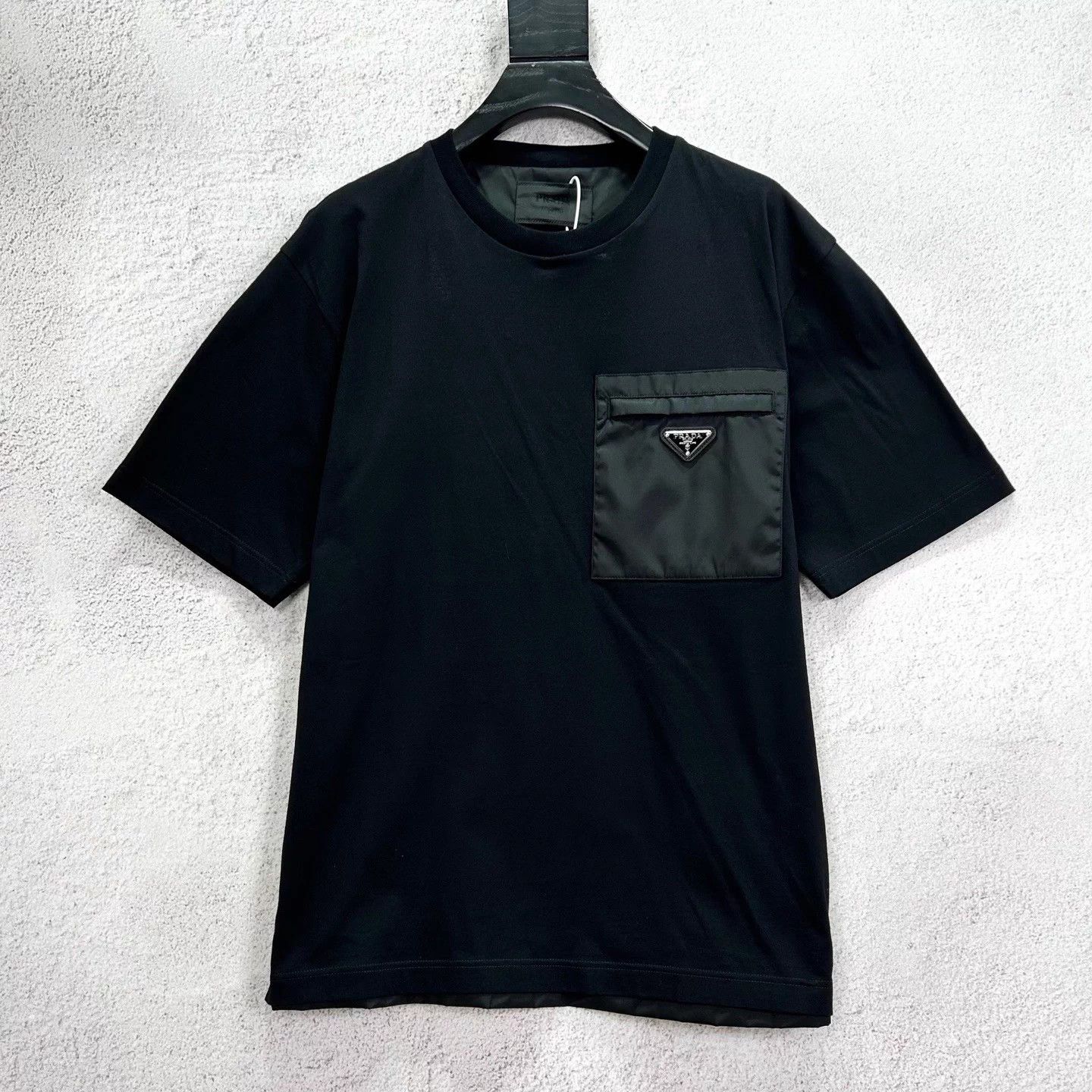 Prada Prada Black Pocket Chest Metal Logo Short Sleeve T-shirt L Size US L / EU 52-54 / 3 - 1 Thumbnail