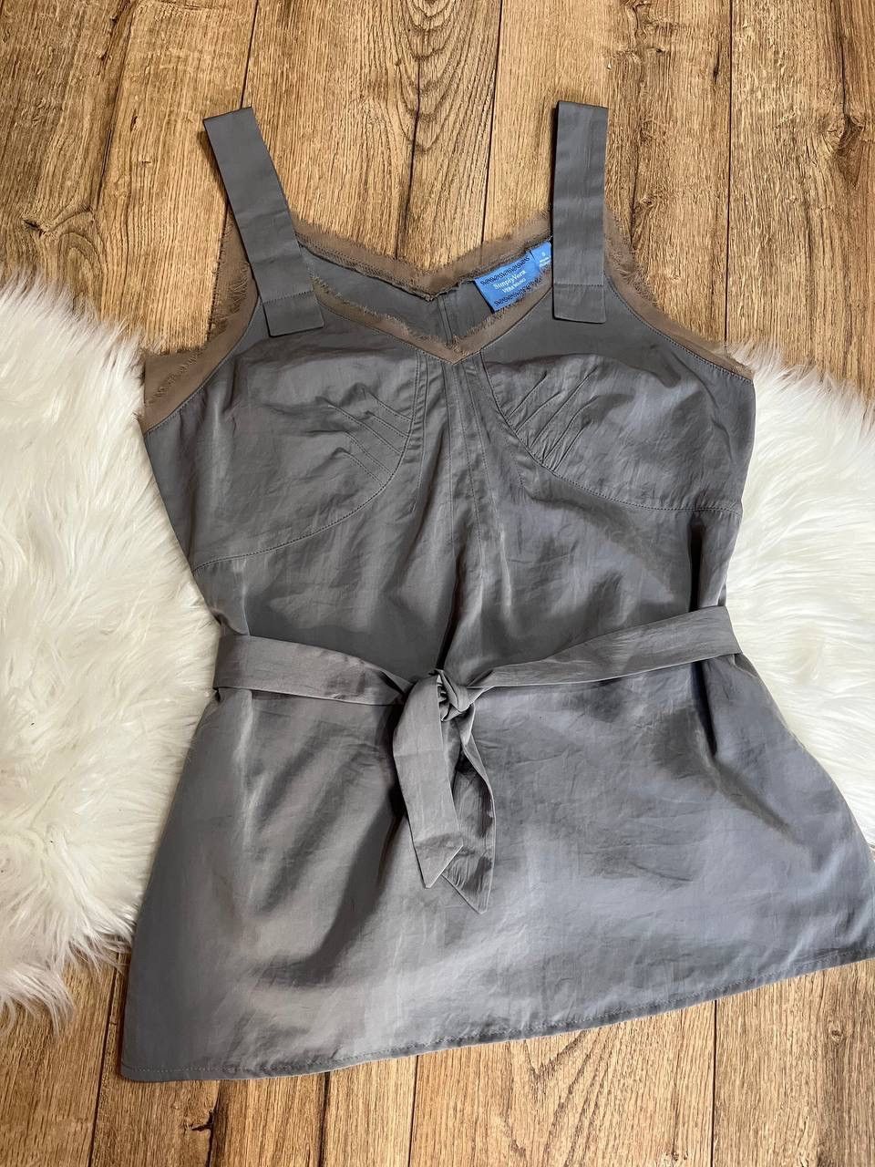 Vera Wang Beautiful and stylish grey sleeveless camisole top Size S / US 4 / IT 40 - 2 Thumbnail