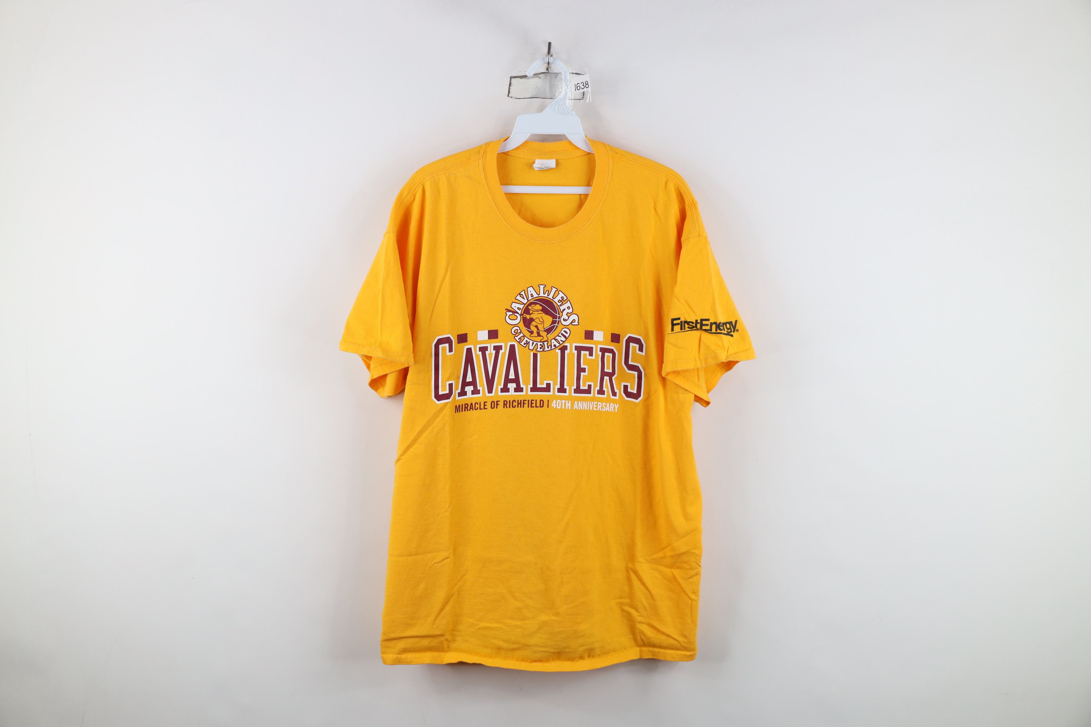 Vintage Y2K Richfield 40th Anniversary Cleveland Cavaliers T-Shirt Size US XL / EU 56 / 4 - 1 Thumbnail