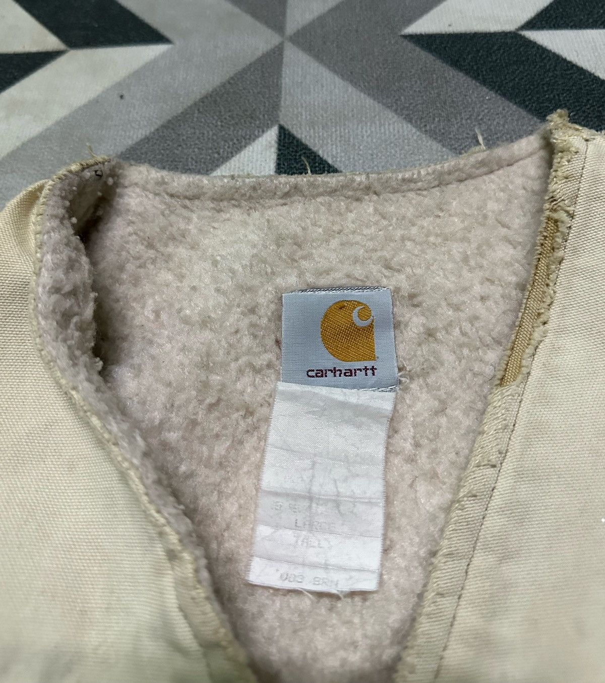 Carhartt 🔥Rare🔥 Crazy Vintage Carhartt thrased vest Size US L / EU 52-54 / 3 - 8 Thumbnail
