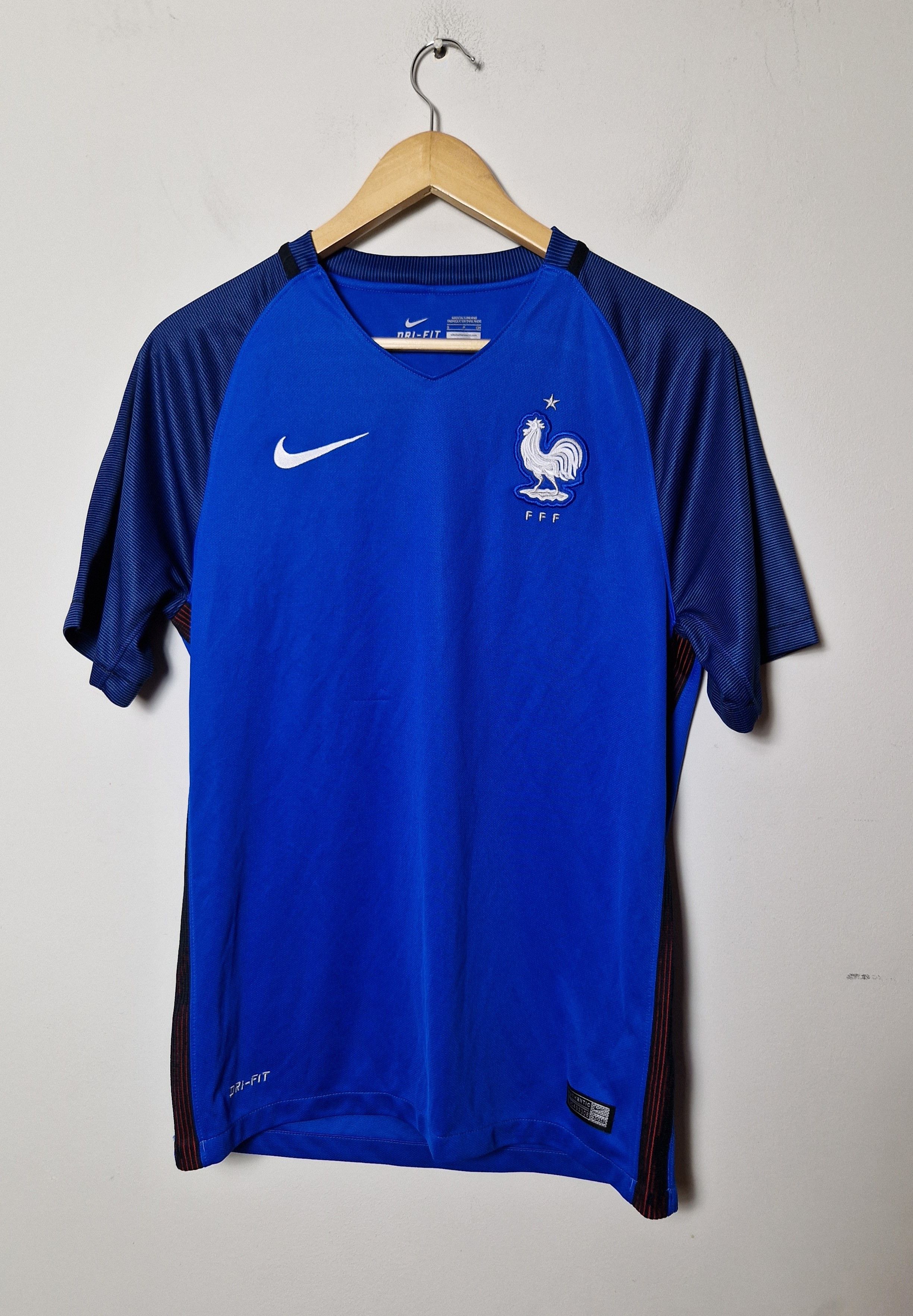 Nike Nike FRANCE 2016/17 L Home Football Shirt Soccer Jersey FFF Size US S / EU 44-46 / 1 - 1 Thumbnail