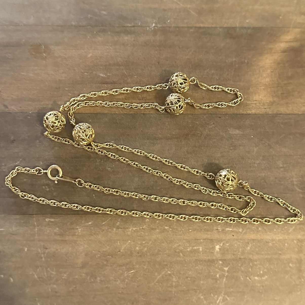 Vintage Vintage gold tone filigree bead station chain necklace Size ONE SIZE - 2 Thumbnail