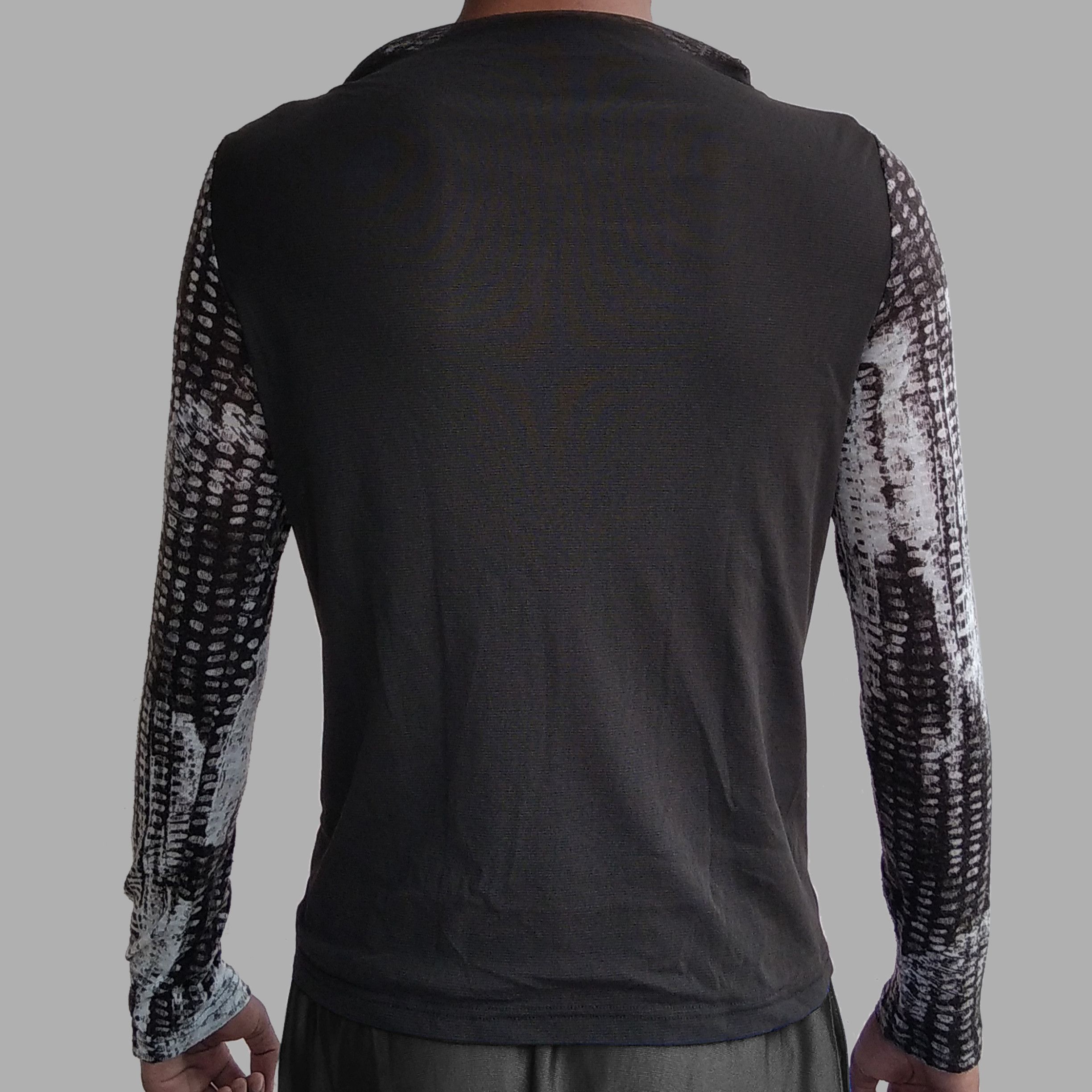 Hiroko Koshino Homme Vintage HIROKO KOSHINO Stretchable Long Sleeve Tshirt Size US M / EU 48-50 / 2 - 2 Thumbnail