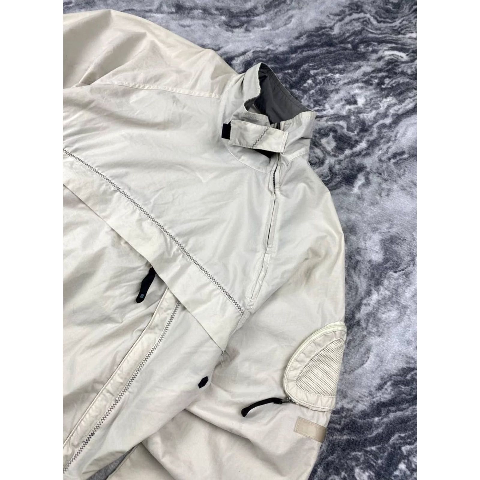 Nike ACG VINTAGE Nike ACG Asymmetric Kayak Anorak Jacket Men S Beige Size US S / EU 44-46 / 1 - 5 Thumbnail
