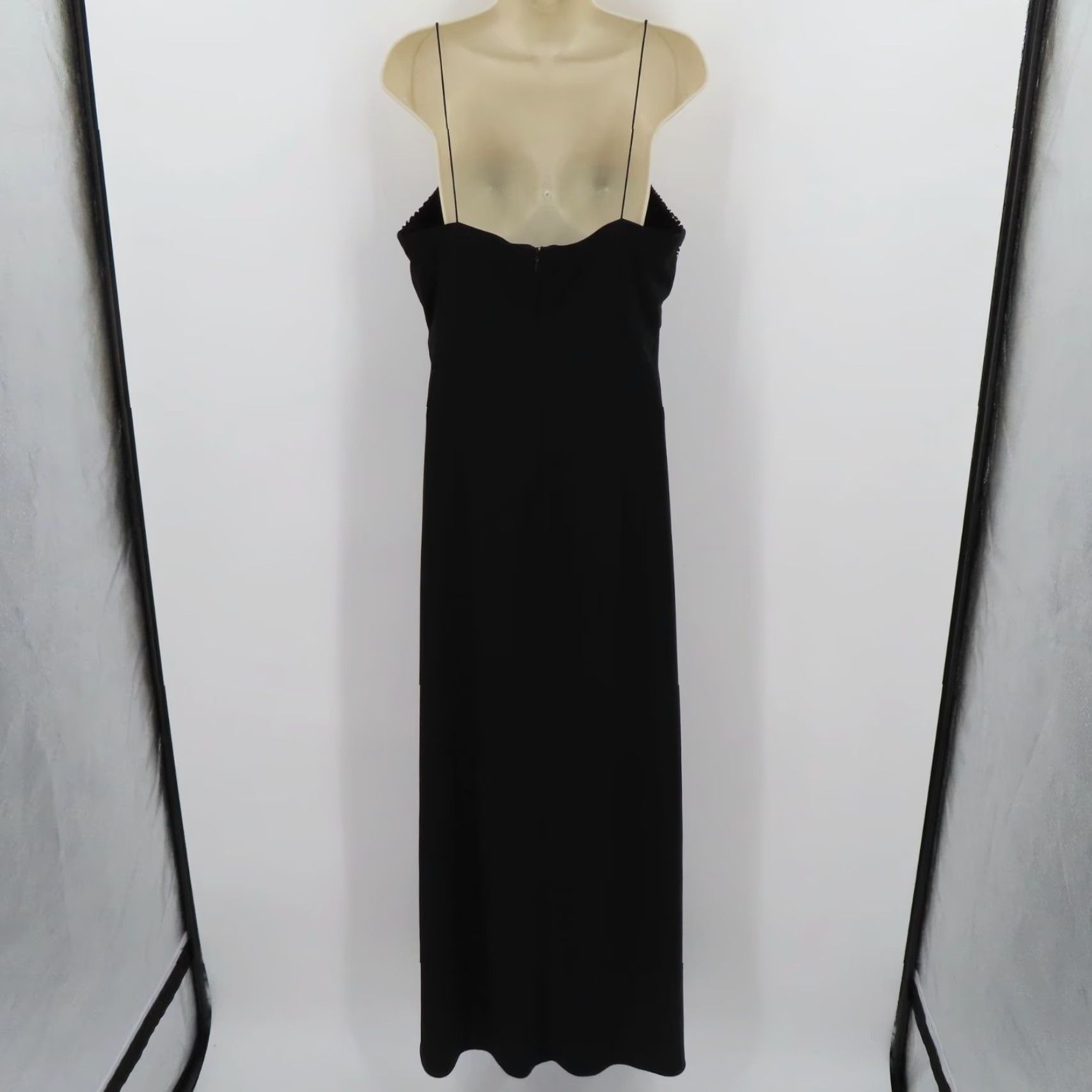 Vintage Vintage JS Boutique Womens 14 Black Beaded Maxi Dress Gown User: Vintage JS Boutique Womens Size 14 Black Beaded Maxi Dress Gown Size XL / US 12-14 / IT 48-50 - 6 Thumbnail
