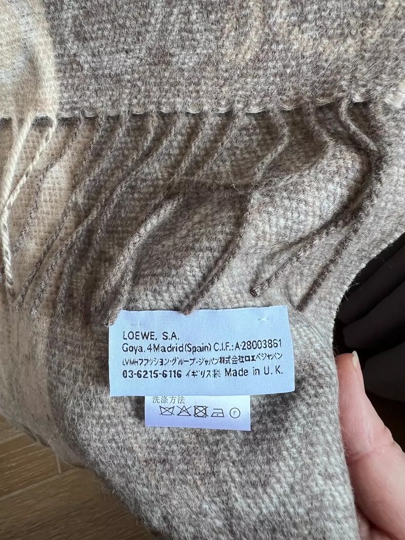 Loewe LOEWE Wool scarves, milk tea color and brown color Size ONE SIZE - 3 Thumbnail