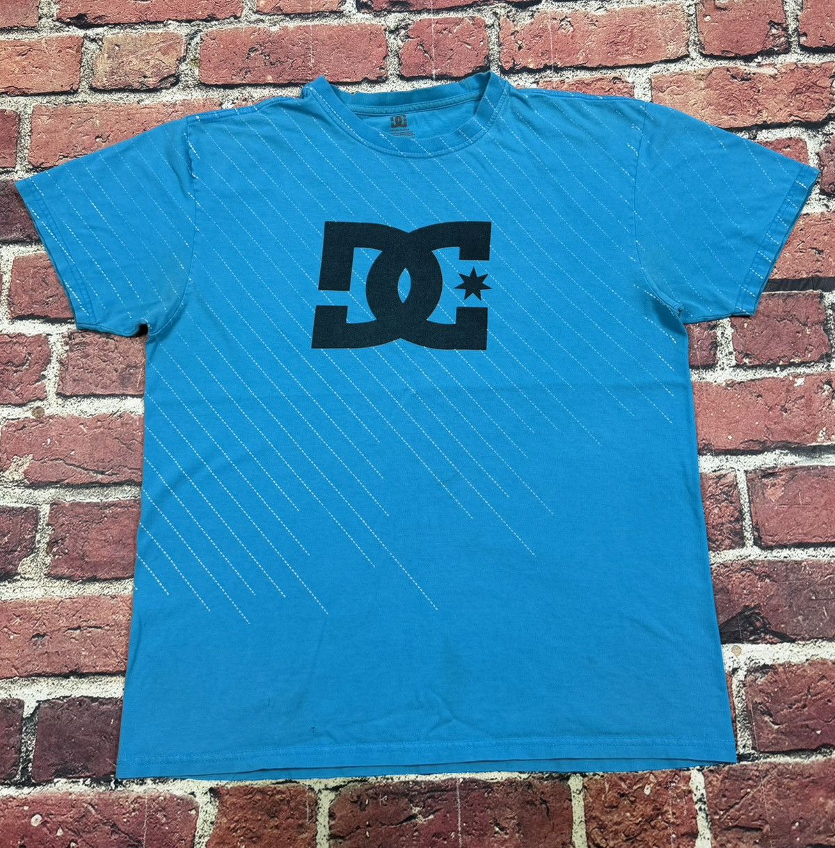 DC DC Shoes Skateboarding Logo Graphic Cyber Grunge T-Shirt Size US L / EU 52-54 / 3 - 1 Thumbnail