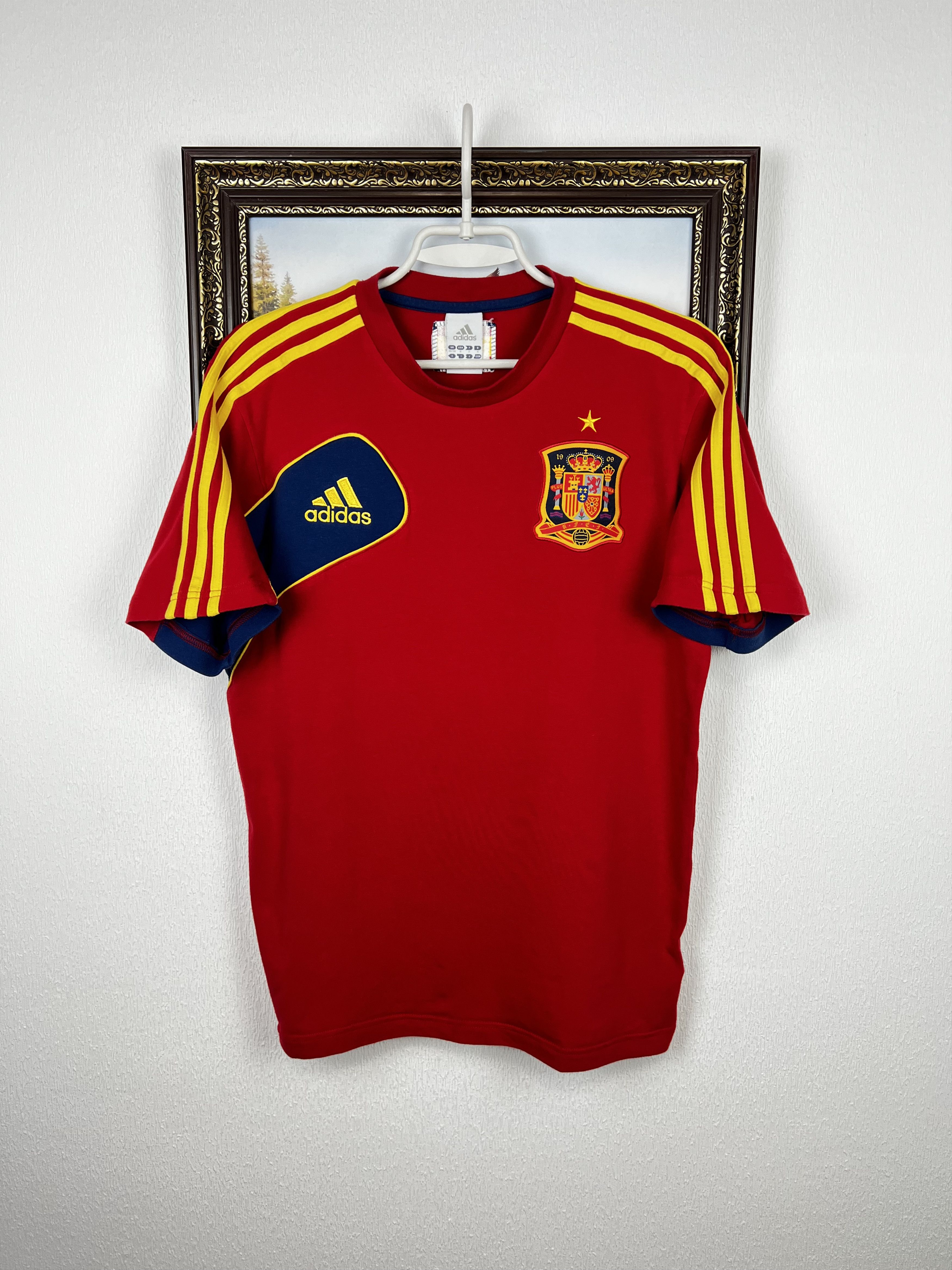 Adidas Vintage Adidas Spain Football Shirt Soccer Tee Jersey Mens Size US S / EU 44-46 / 1 - 1 Thumbnail