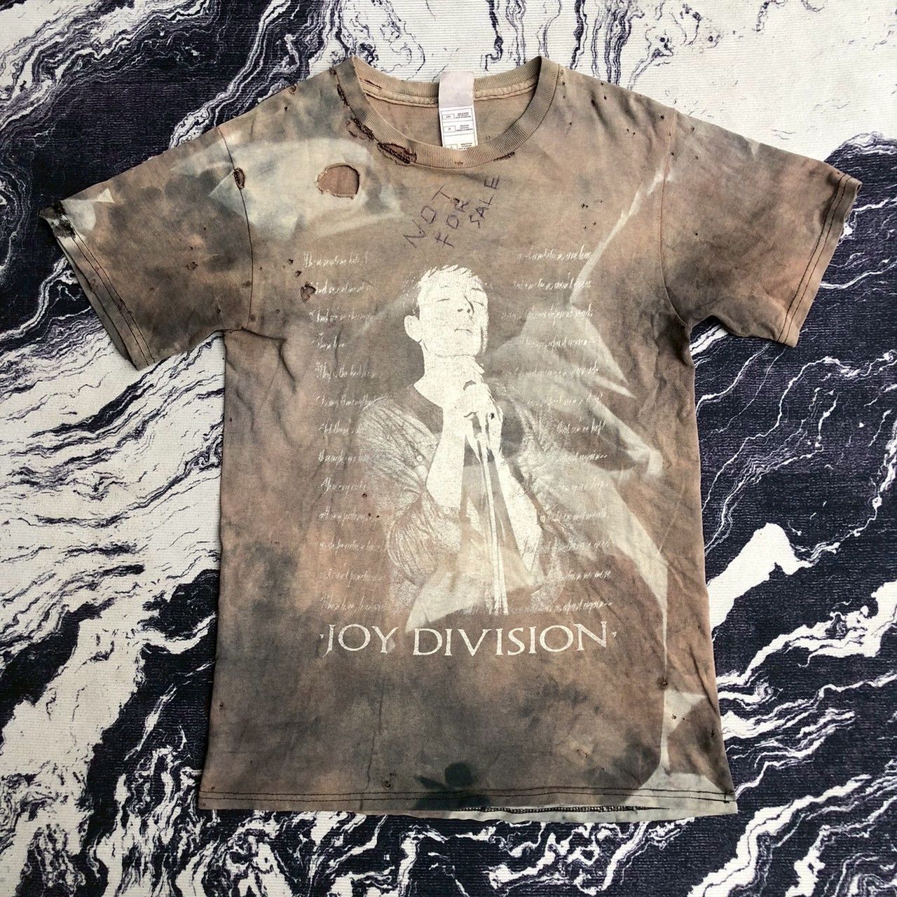 Band Tees Joy Division Ian Curtis Thrashed Vintage Tee Size US S / EU 44-46 / 1 - 1 Thumbnail